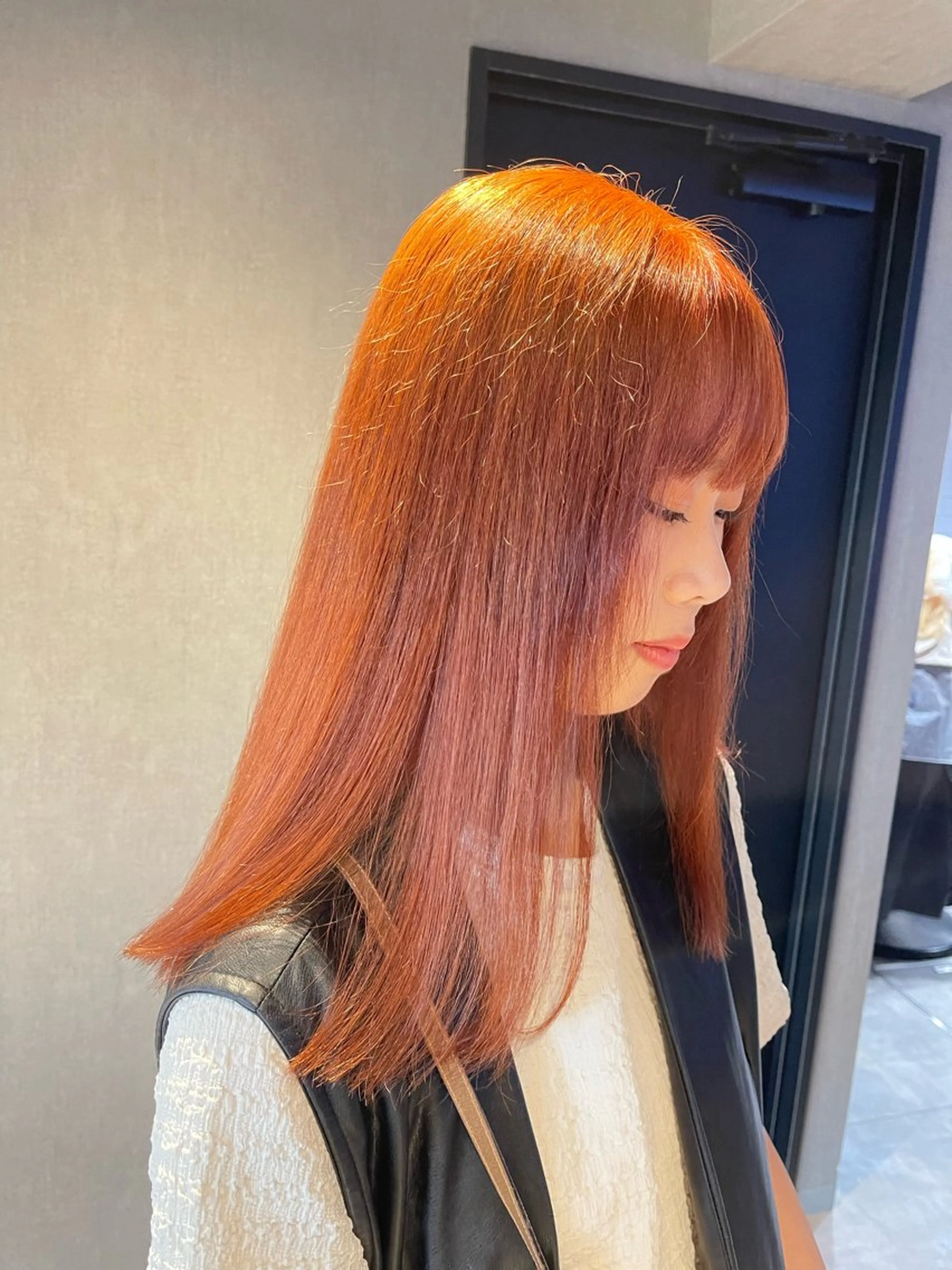 ロング カラー ブラウンカラー オレンジ オレンジブラウン カット ヘアカラー 透明感カラー/艶髪/ エクステ/HIROのヘアスタイル