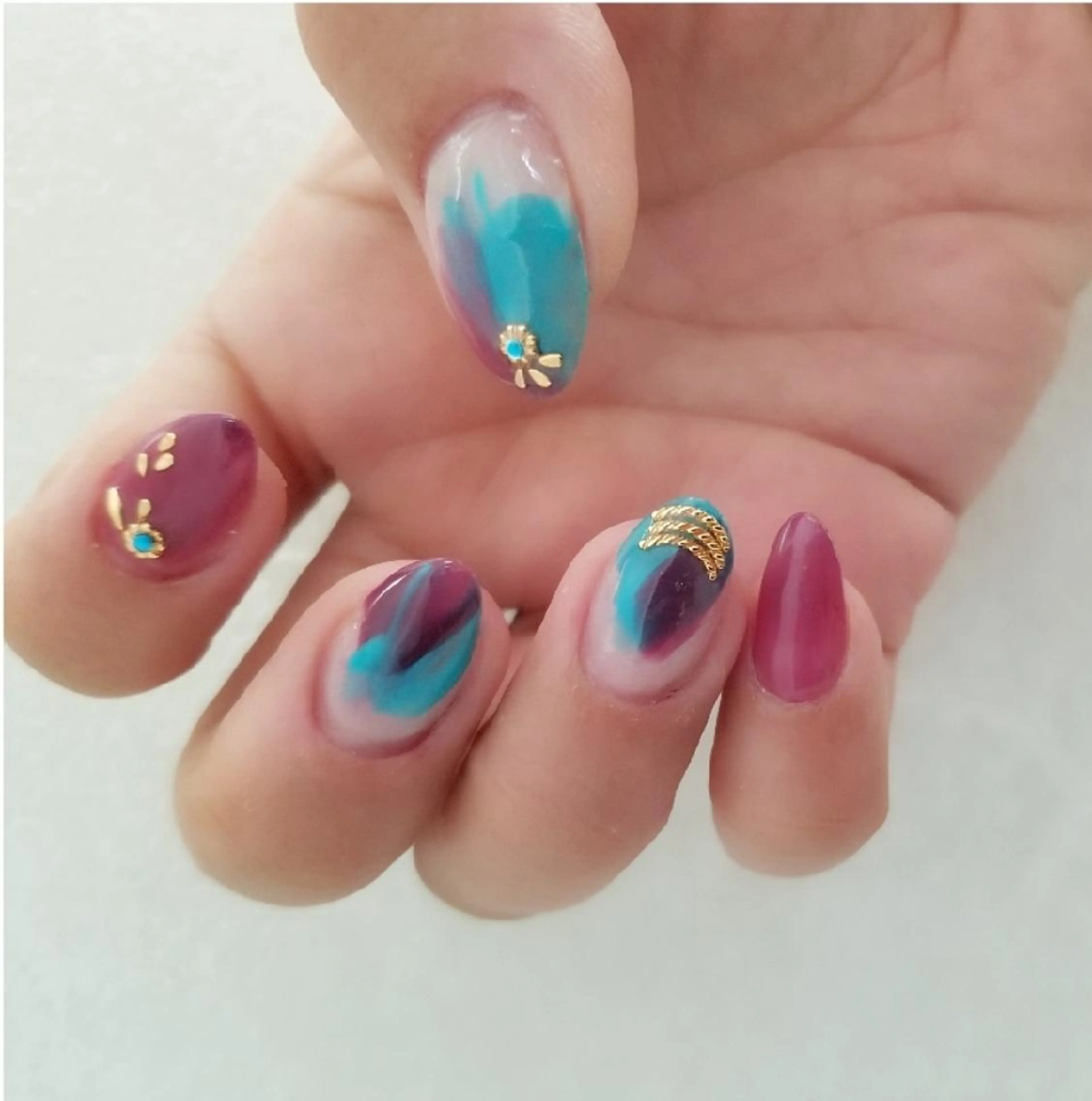 ネイル ハンドネイル U nail所属・高橋 千恵のネイルデザイン