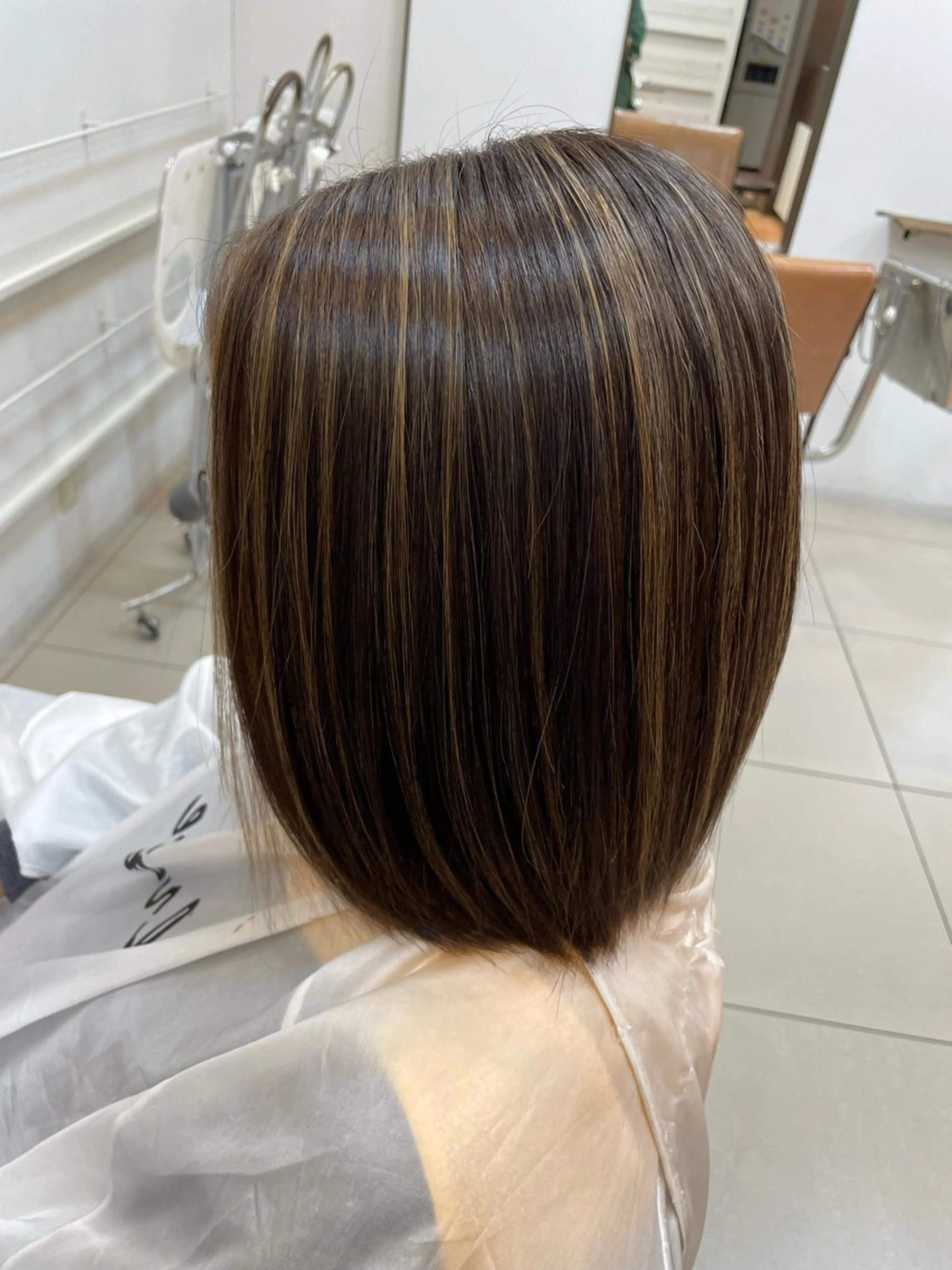 ミディアム カラー ハイライトカラー ハイライト SOYON なんば店所属・水島 真彩のヘアスタイル