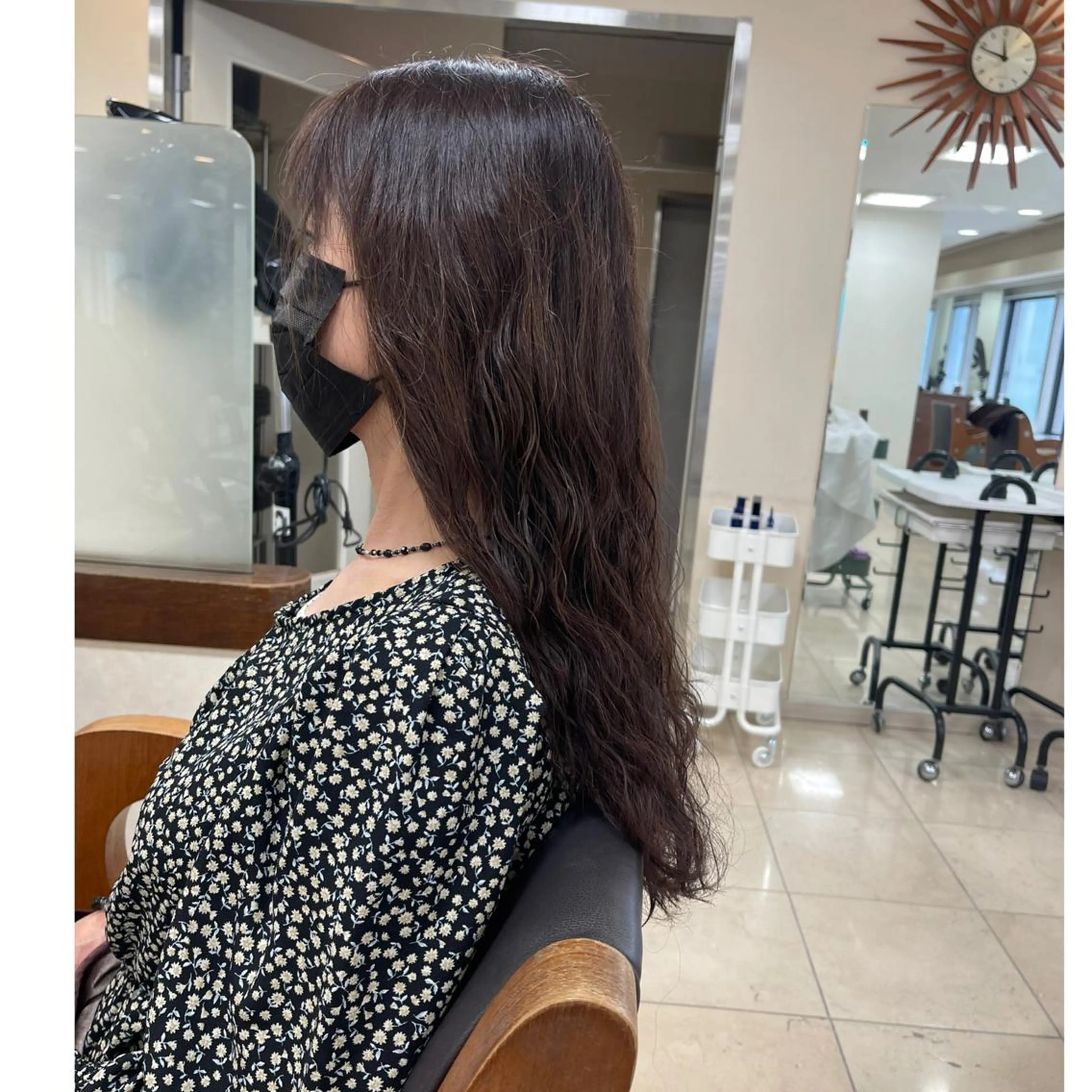 ロング パーマ ロング ラカリテ所属・渋谷 りなのヘアスタイル