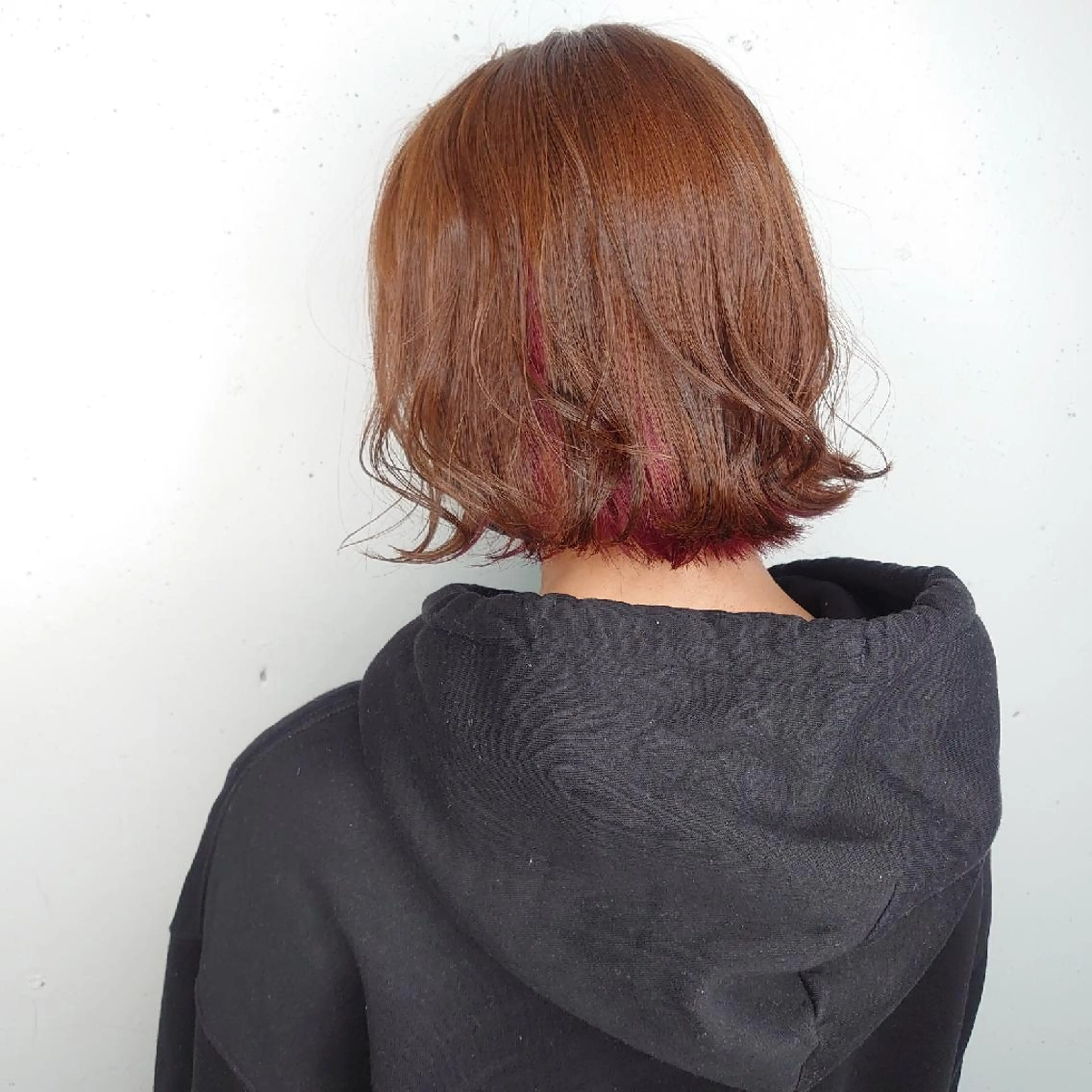 ショート カラー ヘアアレンジ インナーカラー ピンクカラー カット E Komo hair所属・Wow❕E Komo hair 永井一輝のヘアスタイル