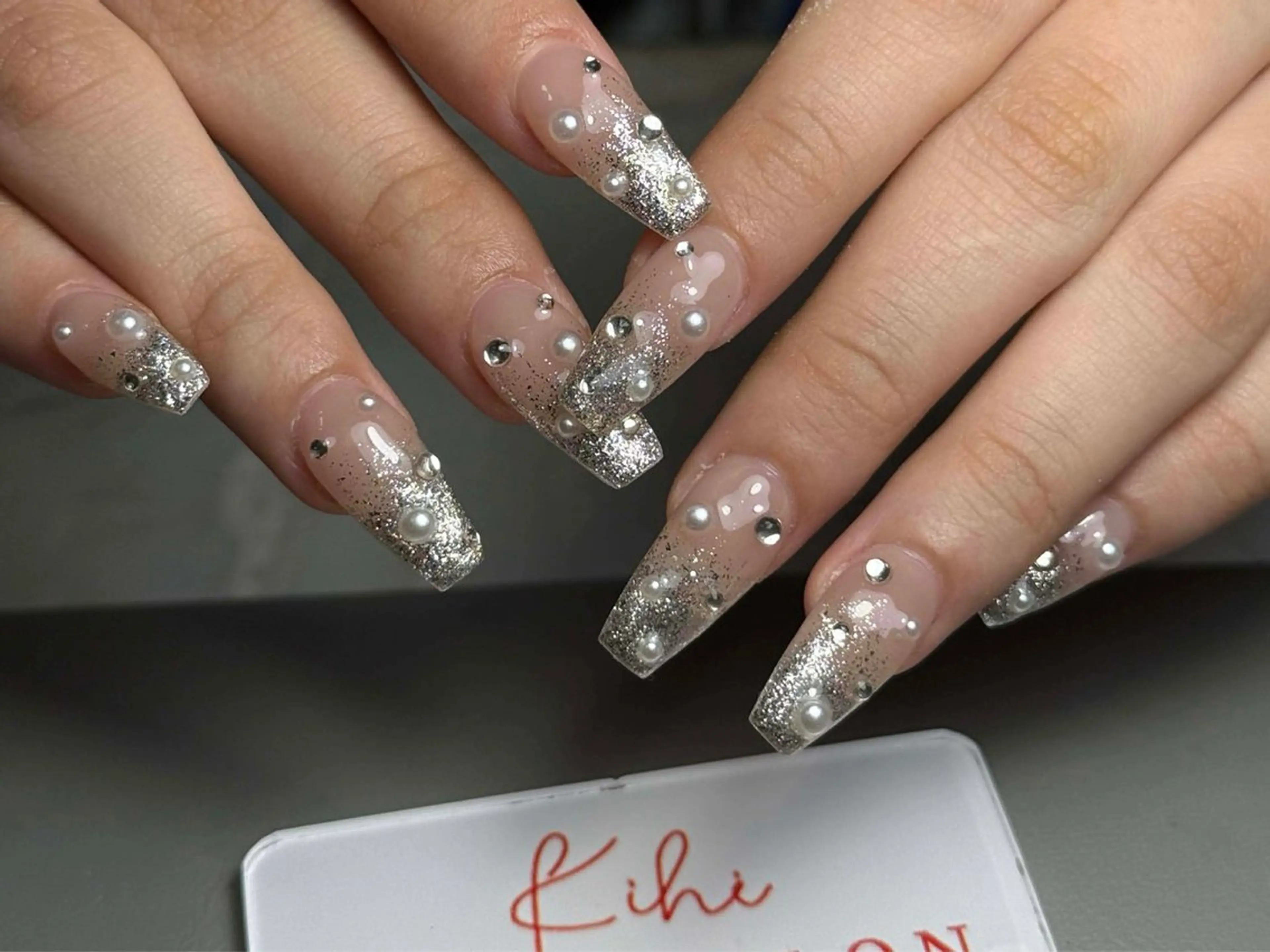 ネイル アートネイル フレンチネイル ジェルネイル グラデーション 韓国ネイル ハンドネイル ハンドケア さくら💮💮 【オフ無料】のネイルデザイン