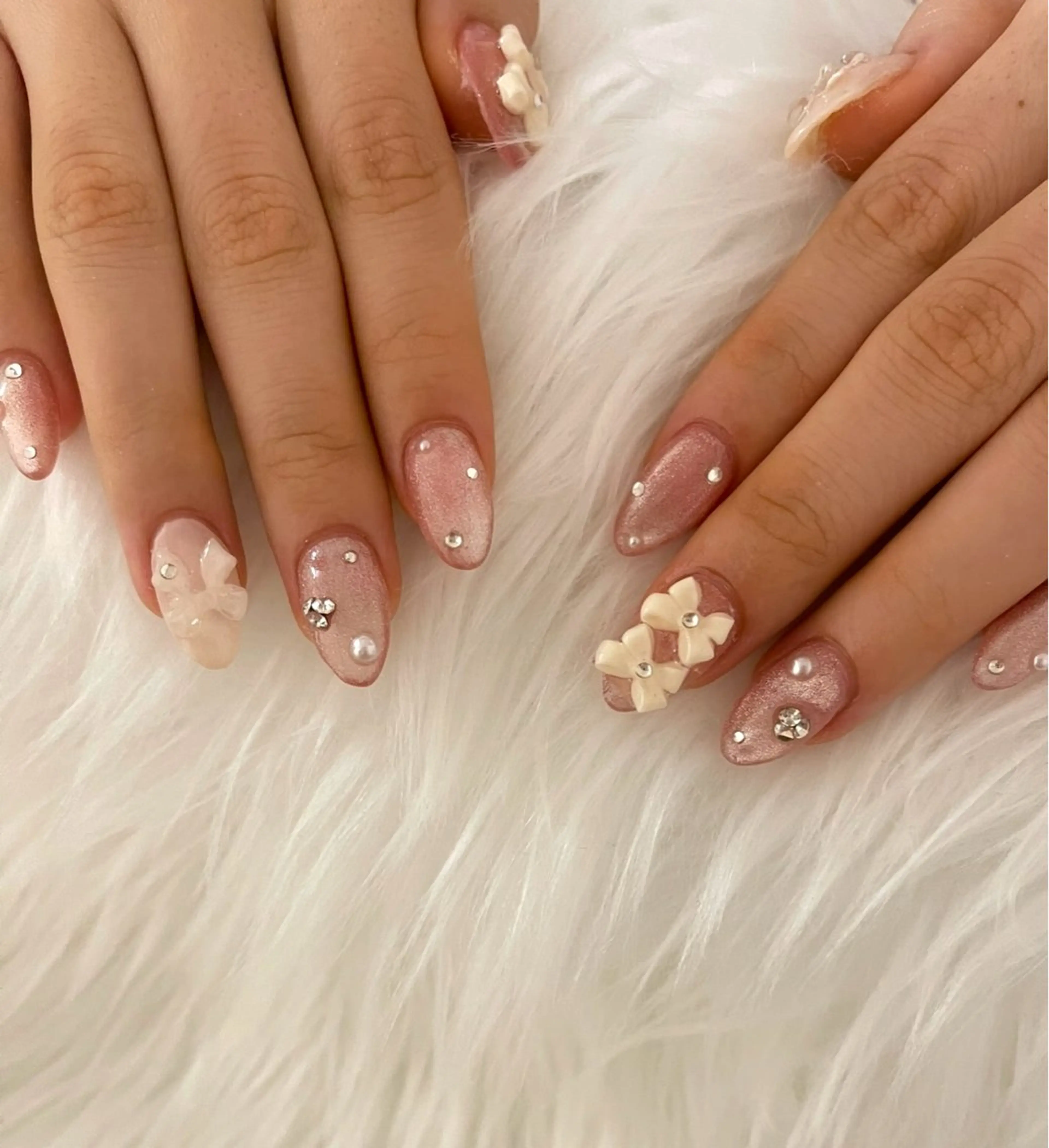 ネイル nail salon hoLLyhockのネイルデザイン