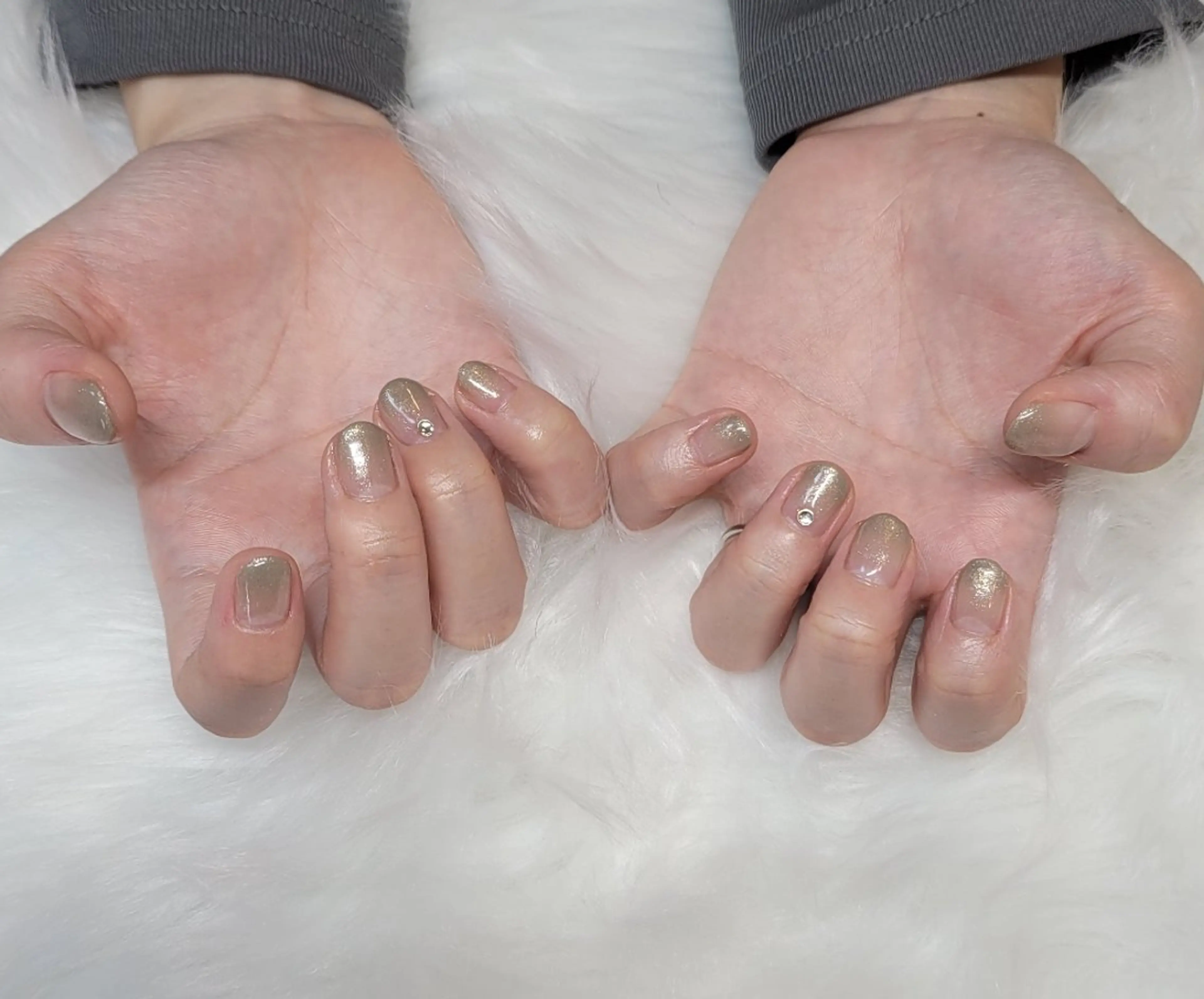 ネイル ハンドネイル Salon-NAKO 🐷shirai🐷のネイルデザイン