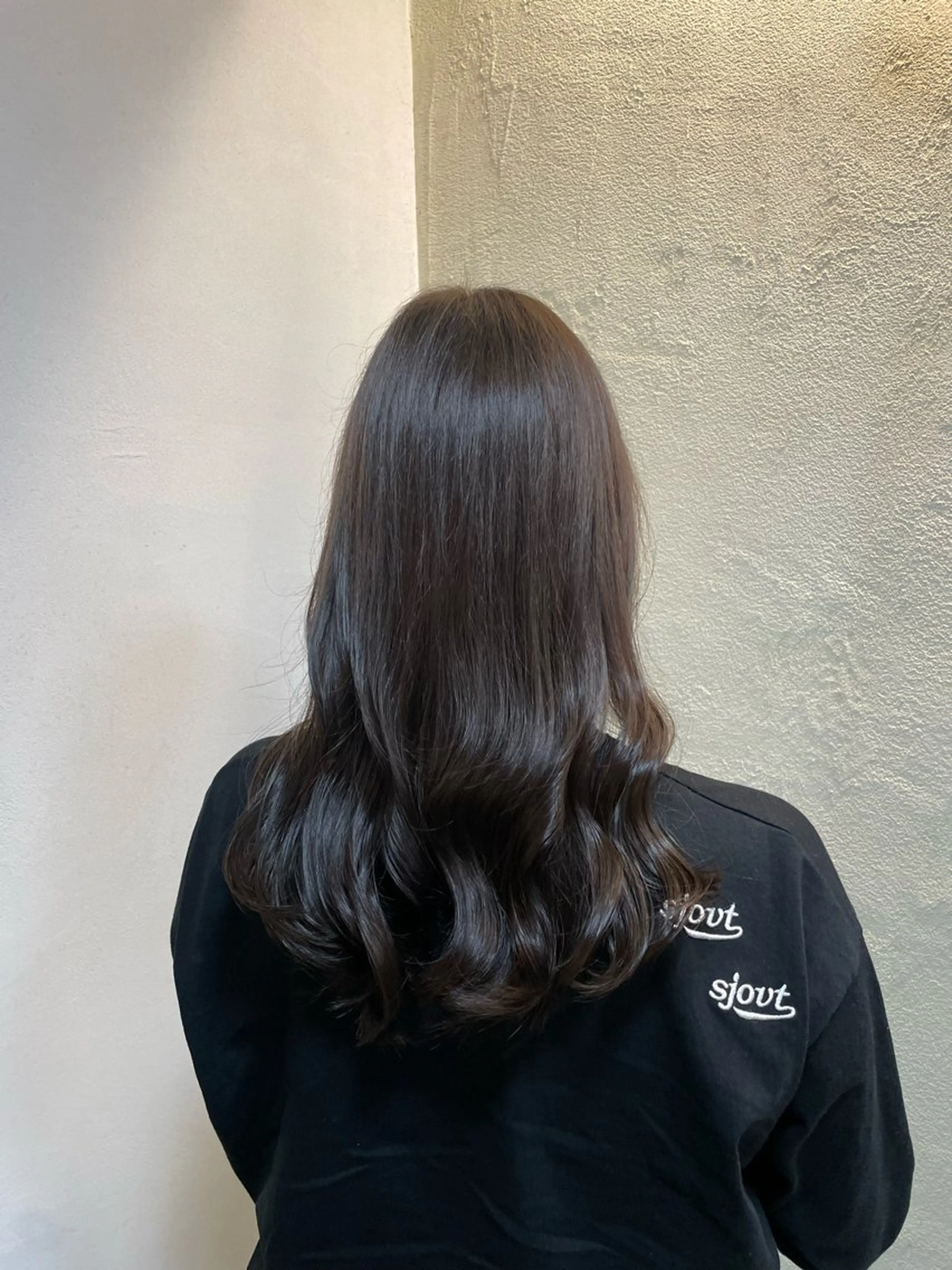 ミディアム 大庭 萌瑚のヘアスタイル