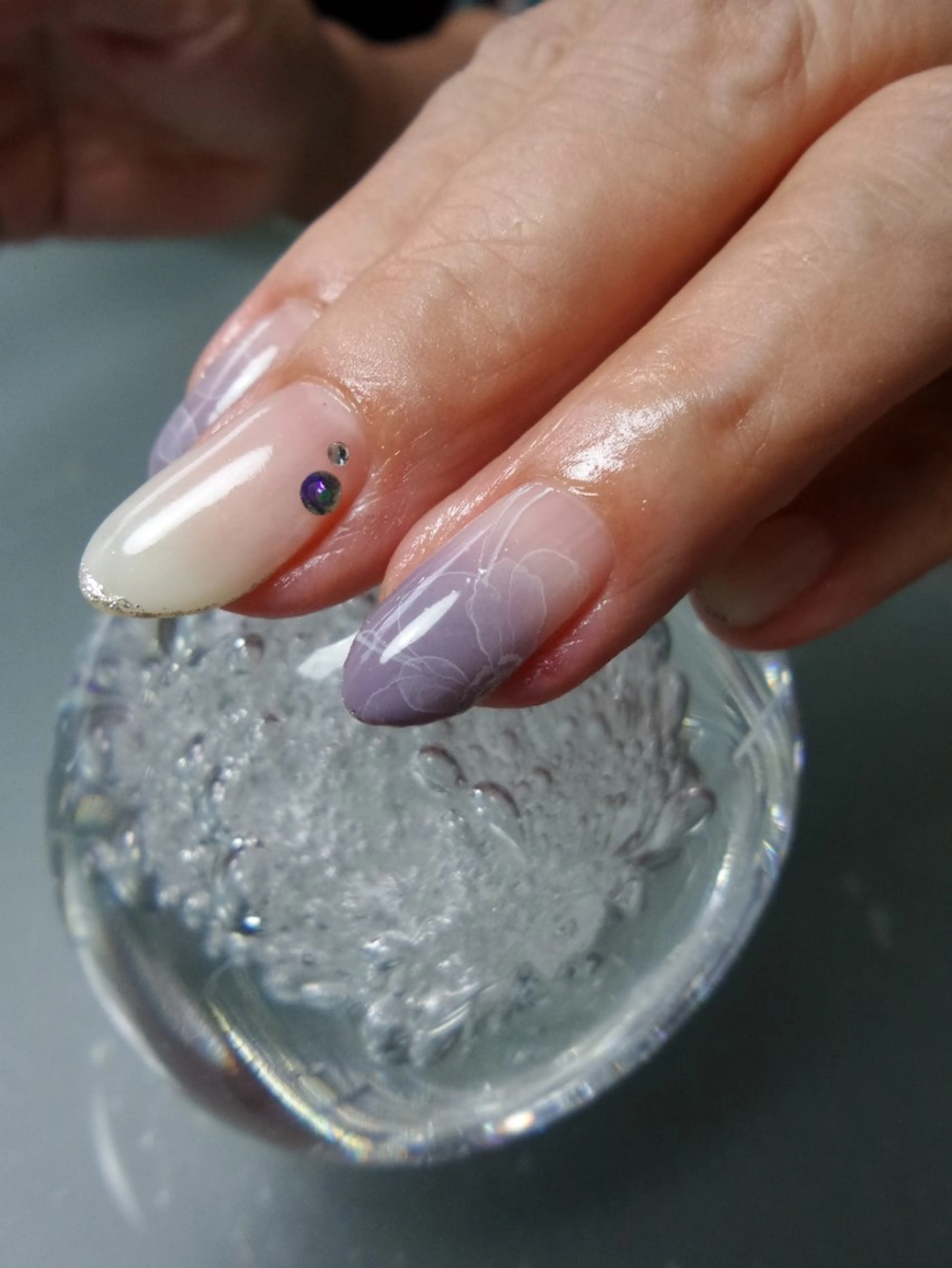 ロング パープルカラー MOMO NAILのネイルデザイン