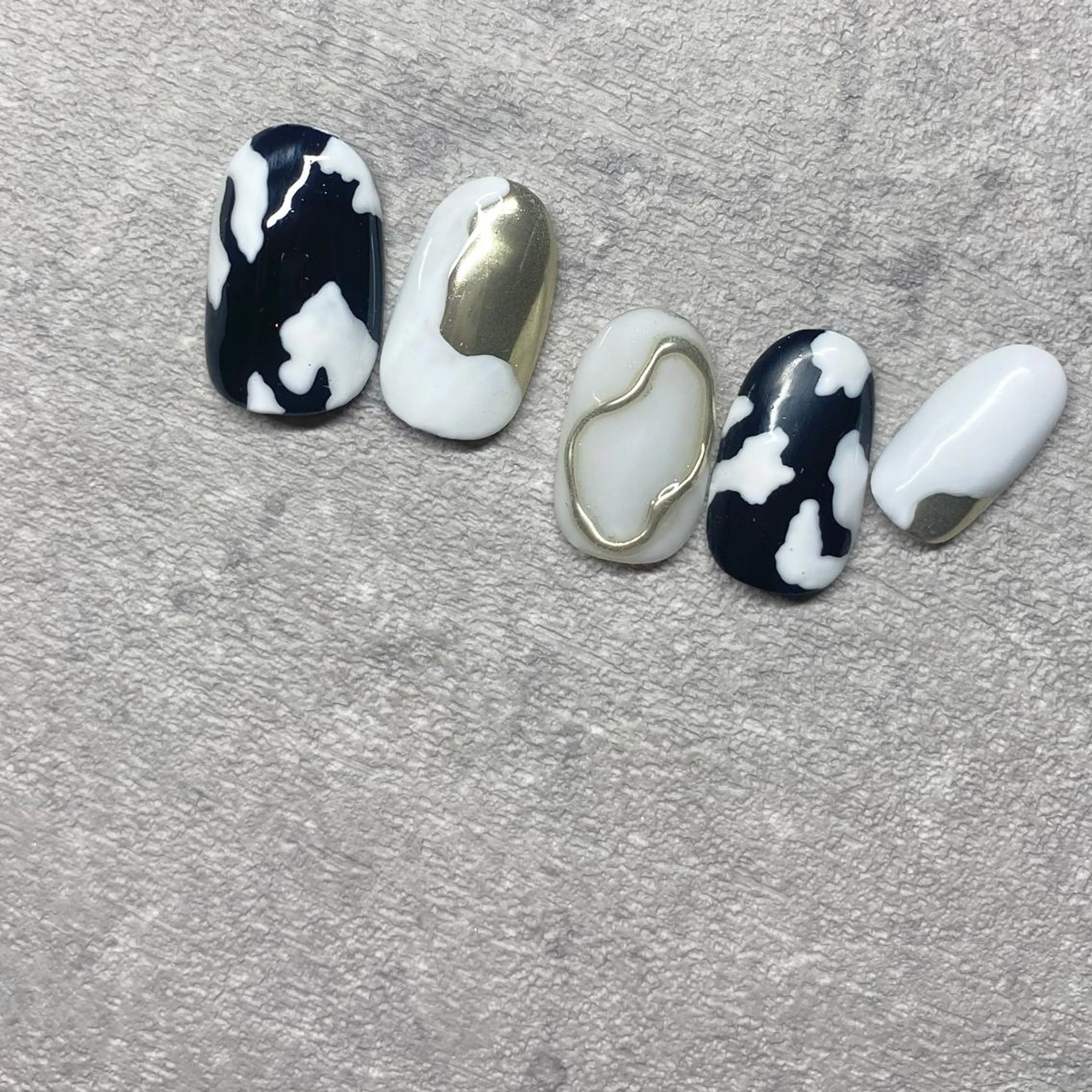 ネイル アートネイル フットネイル ニュアンスネイル 冬ネイル 山田 貴子のネイルデザイン