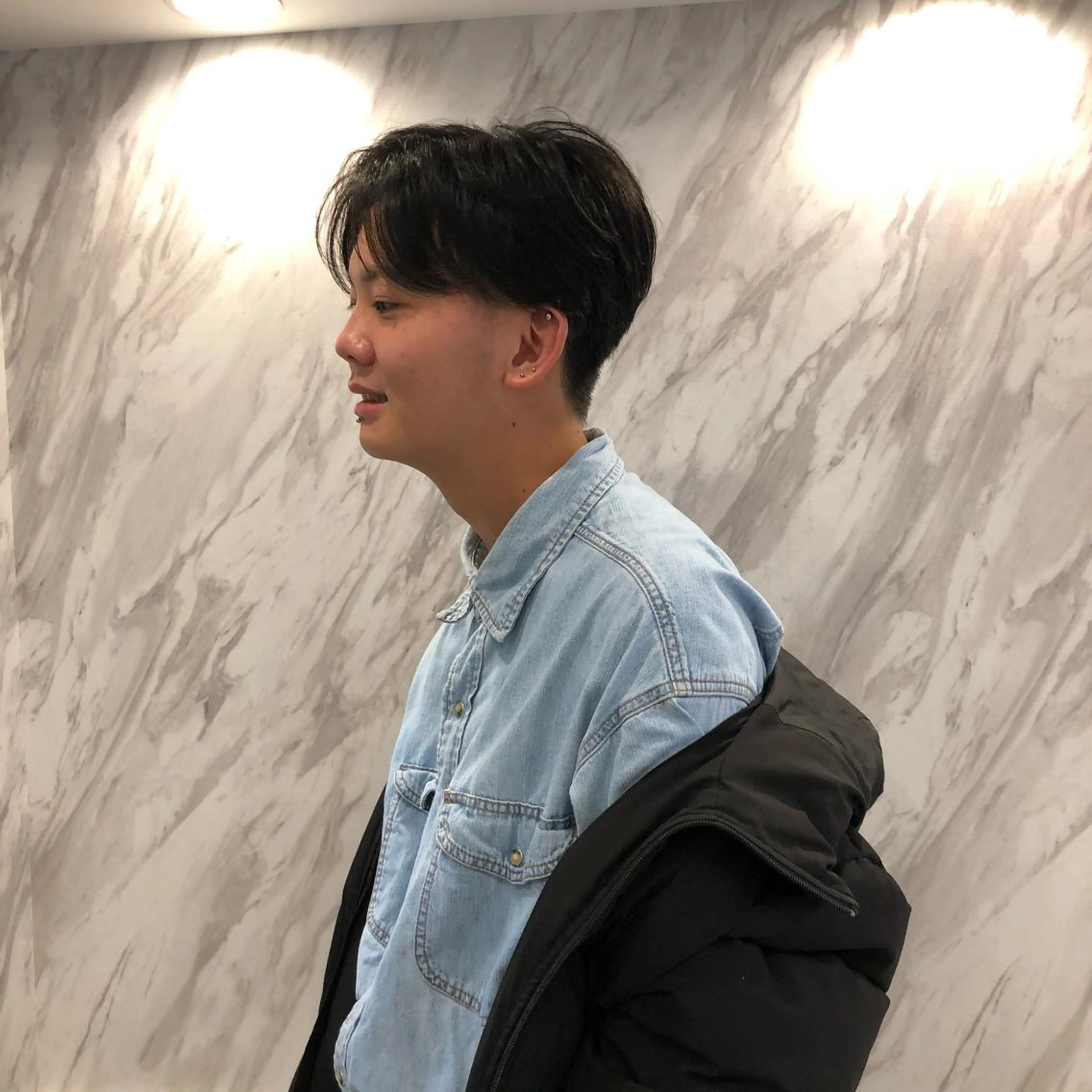 ミディアム メンズ センターパート 刈り上げ カット 🐠寒色系×パーマ 櫻井　麿偉🐏のヘアスタイル