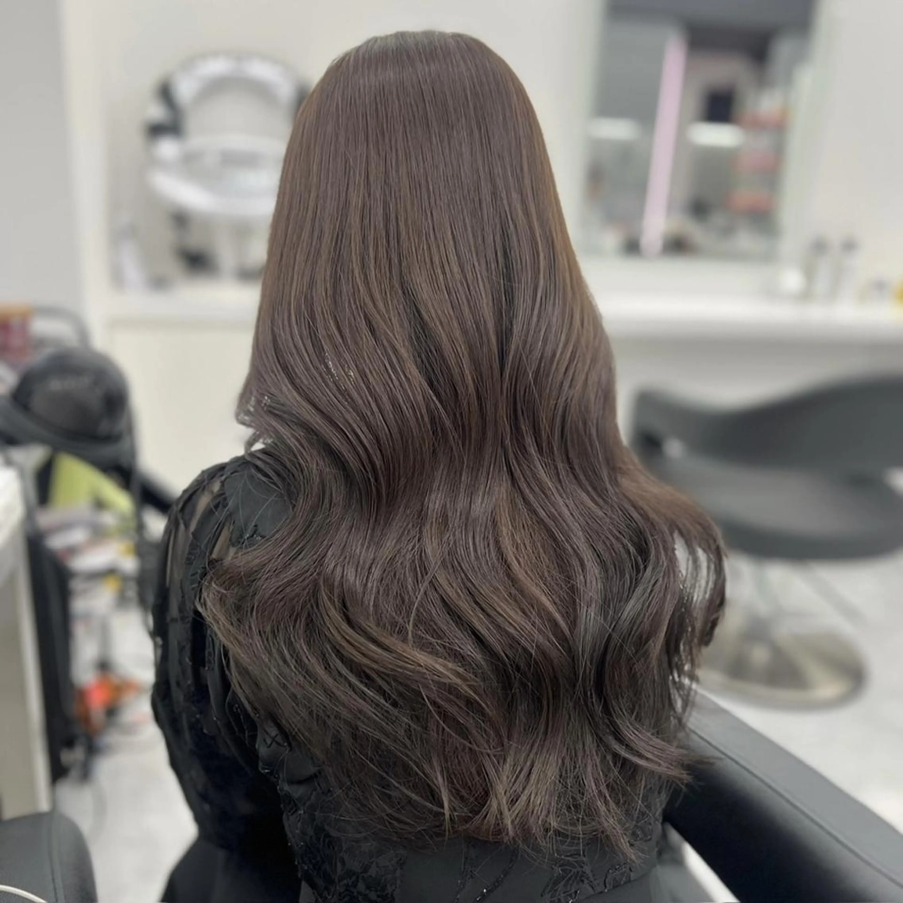 カラー 透明感くすみカラー 🩶カナタ🩶のヘアスタイル