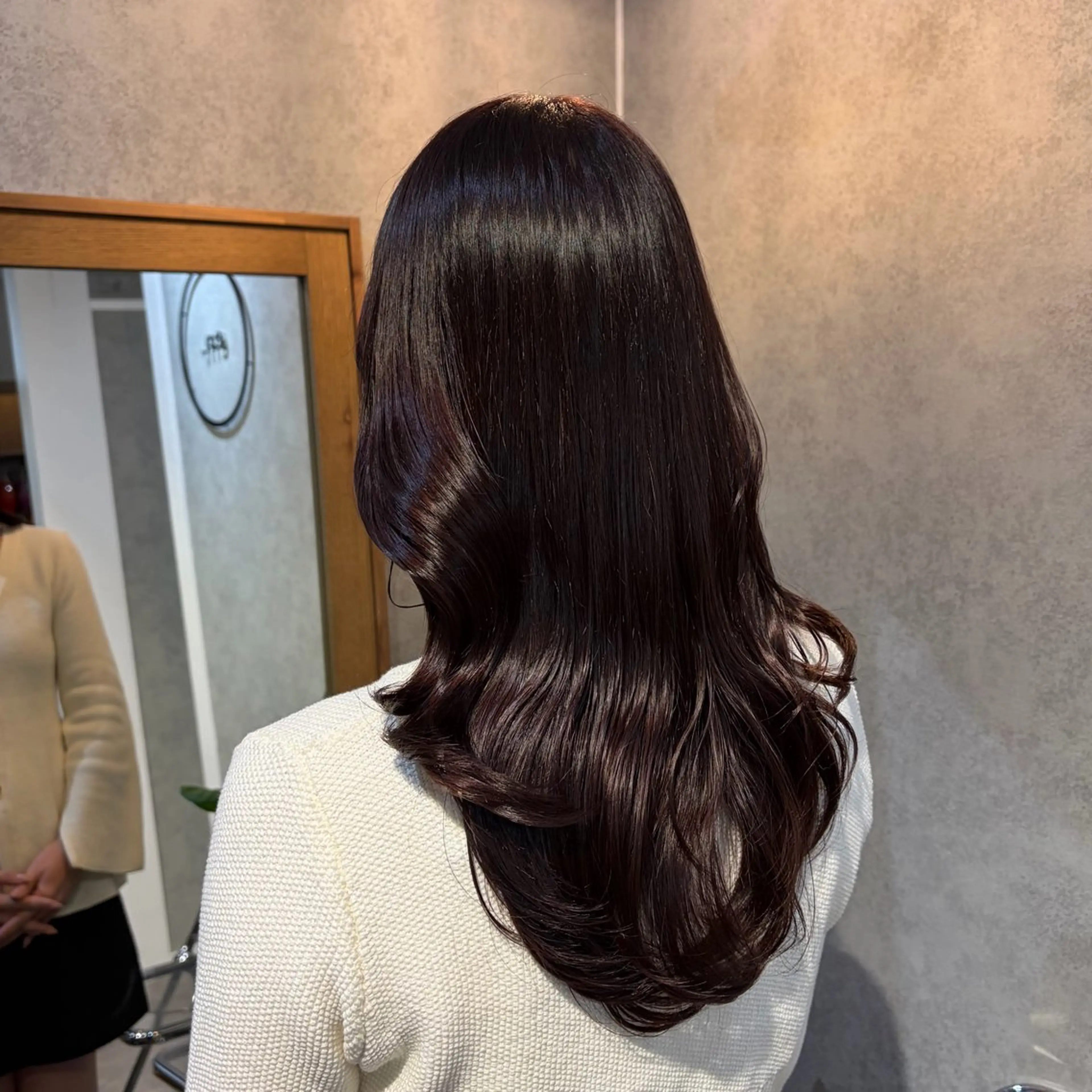 セミロング カラー ベージュカラー ブラウンカラー ラベンダーカラー ラベンダーベージュ ラベンダーブラウン カット ヘアカラー トリートメント ボブ/プツッとボブ/ 暖色カラー/モエのヘアスタイル