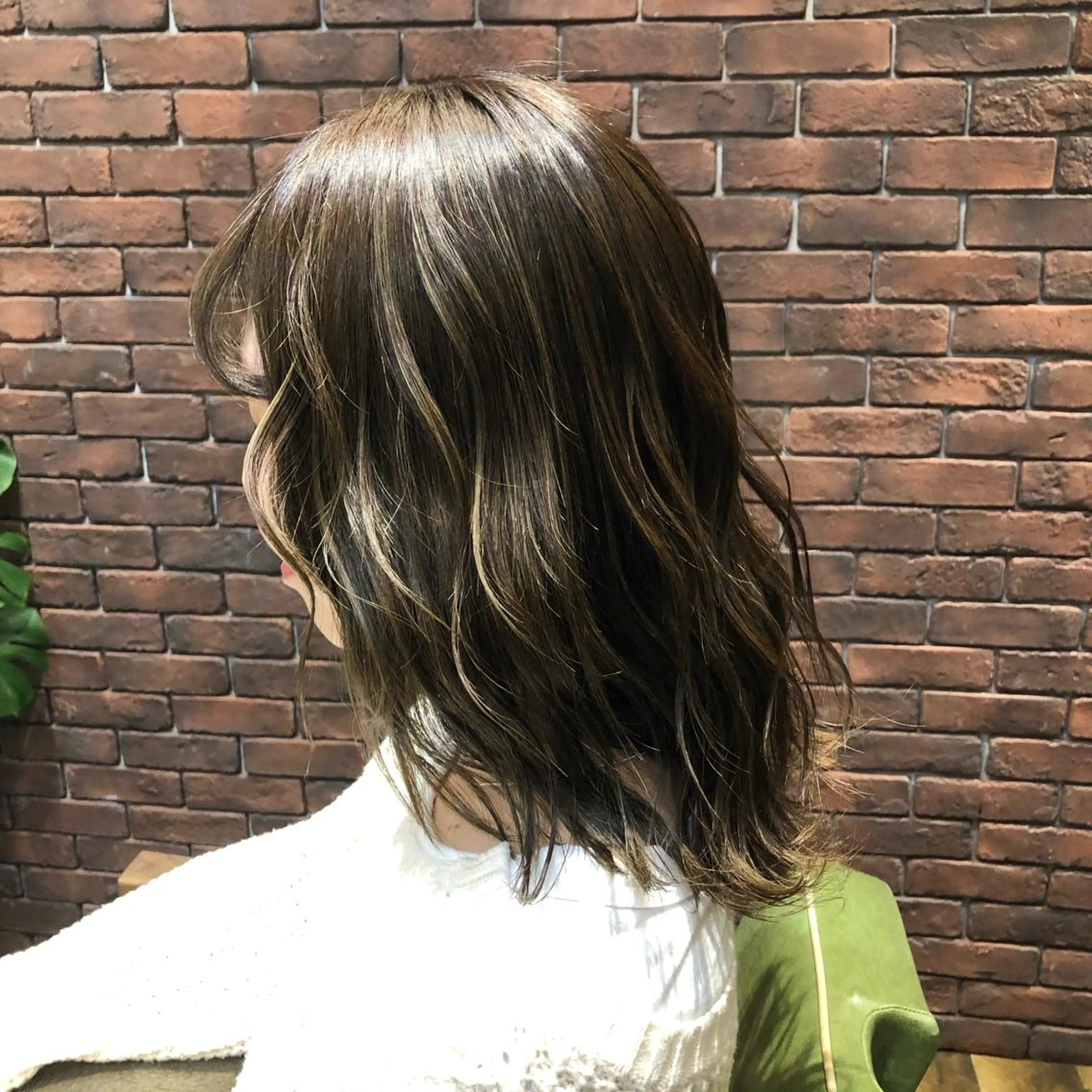 カラー et Douce所属・艶髪／髪質改善／ カワモトヒロトのヘアスタイル