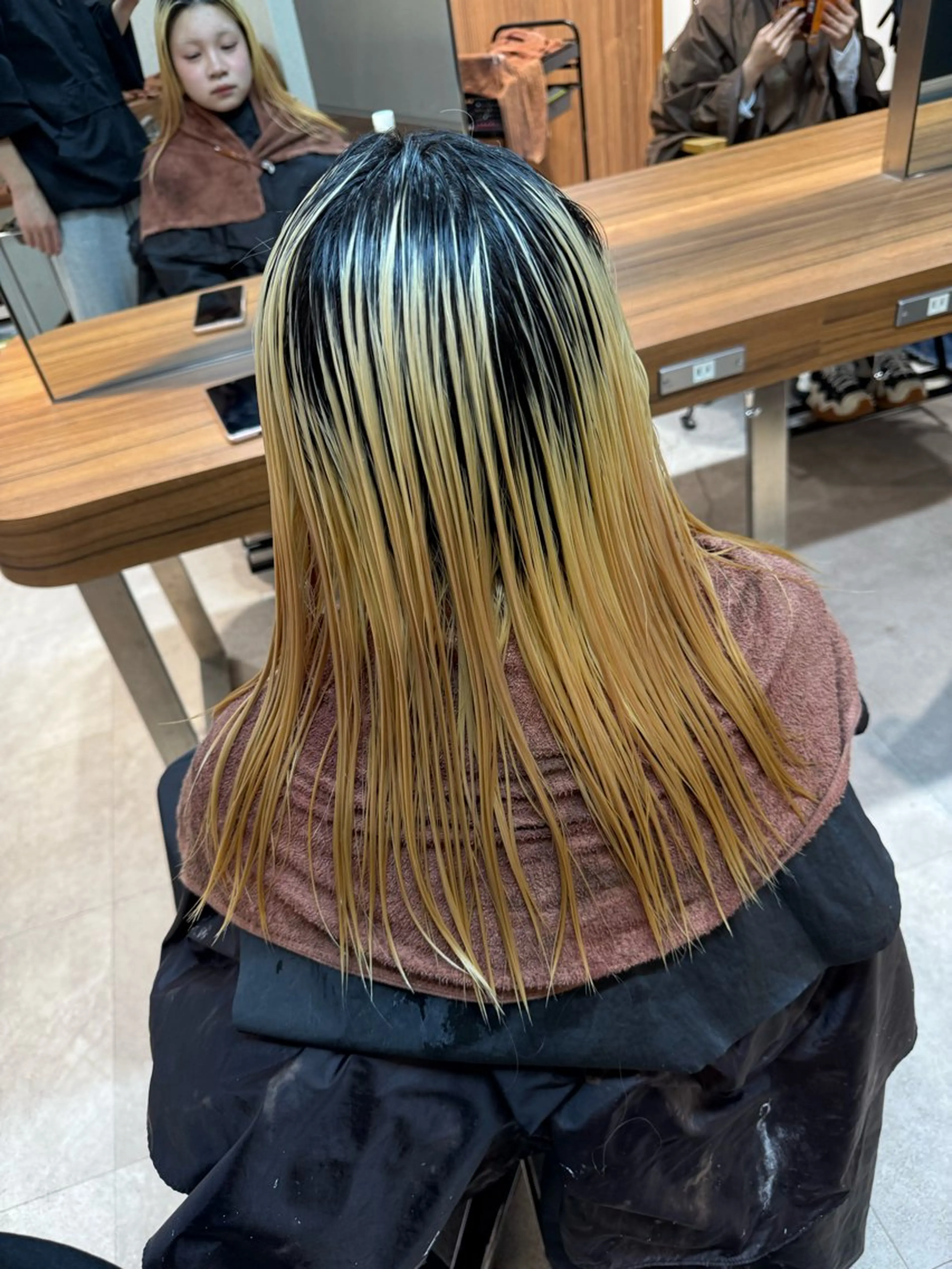 カラー 岡本 太陽☀️のヘアスタイル