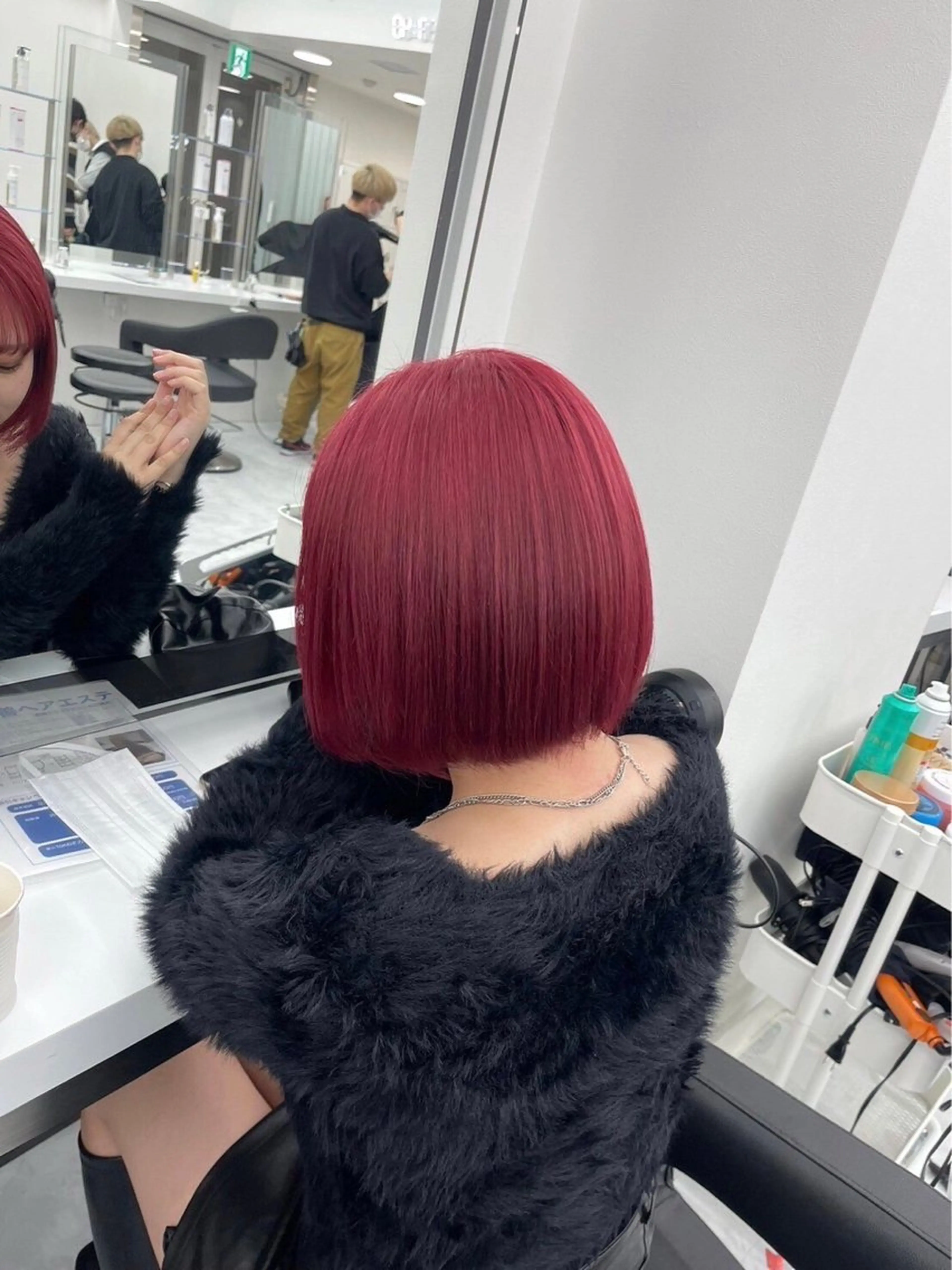 ショート カラー ヘアカラー ブリーチ無し透明感 🕊AZUSAのヘアスタイル