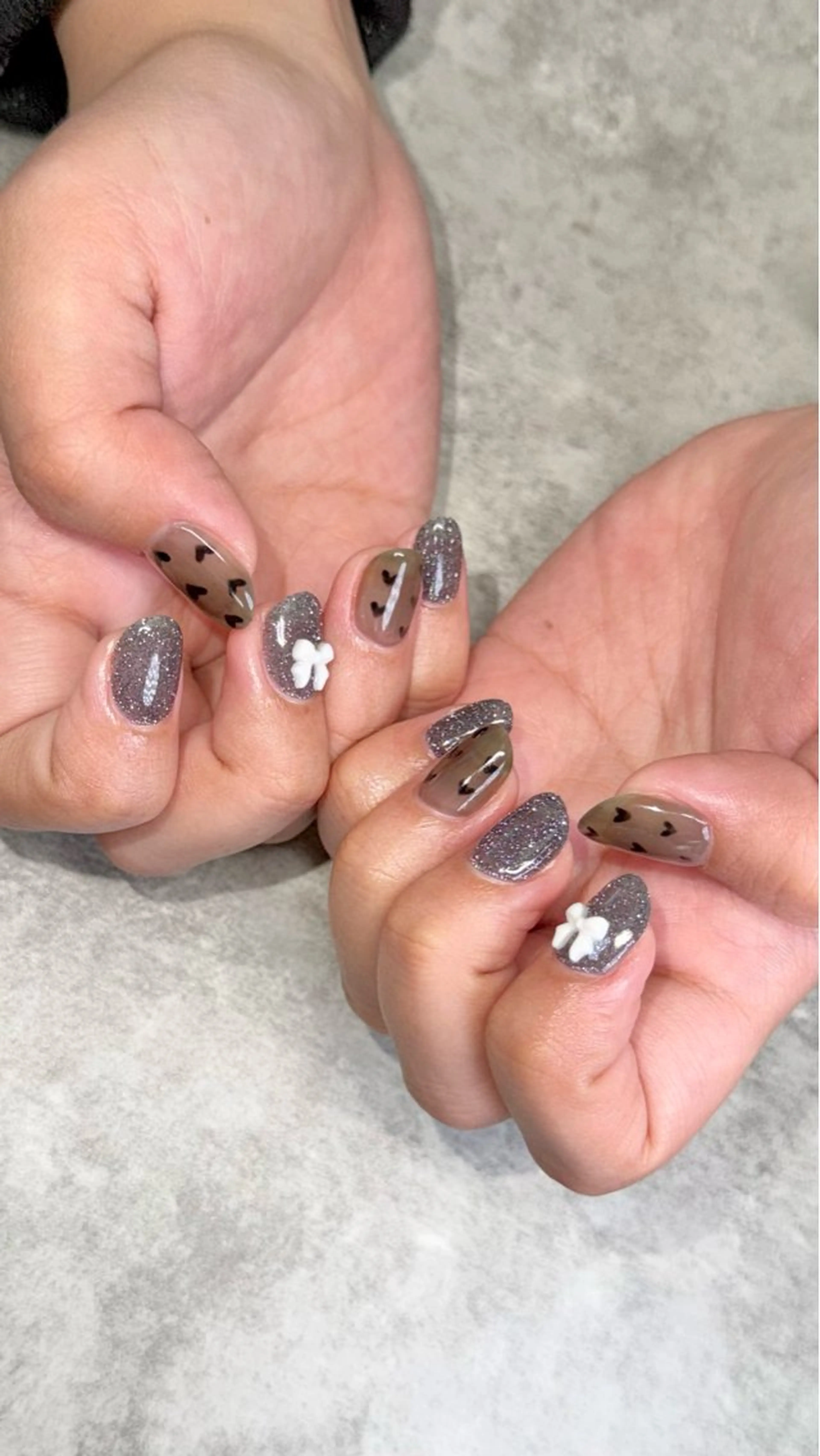 ネイル haleyume所属・shino🌟 痛ネイルのネイルデザイン