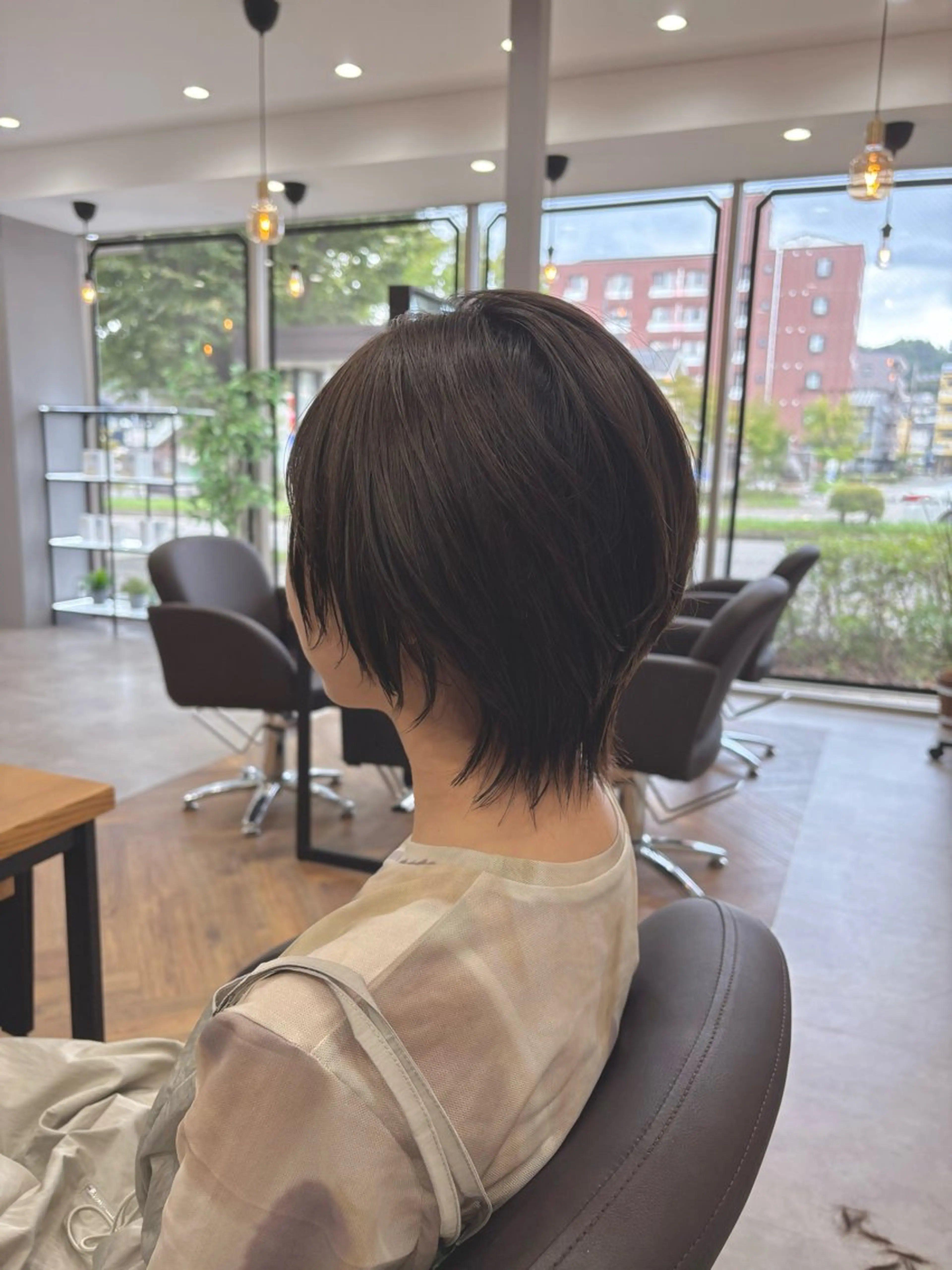 ショート ショートヘア ウルフカット ミナミ マキコのヘアスタイル