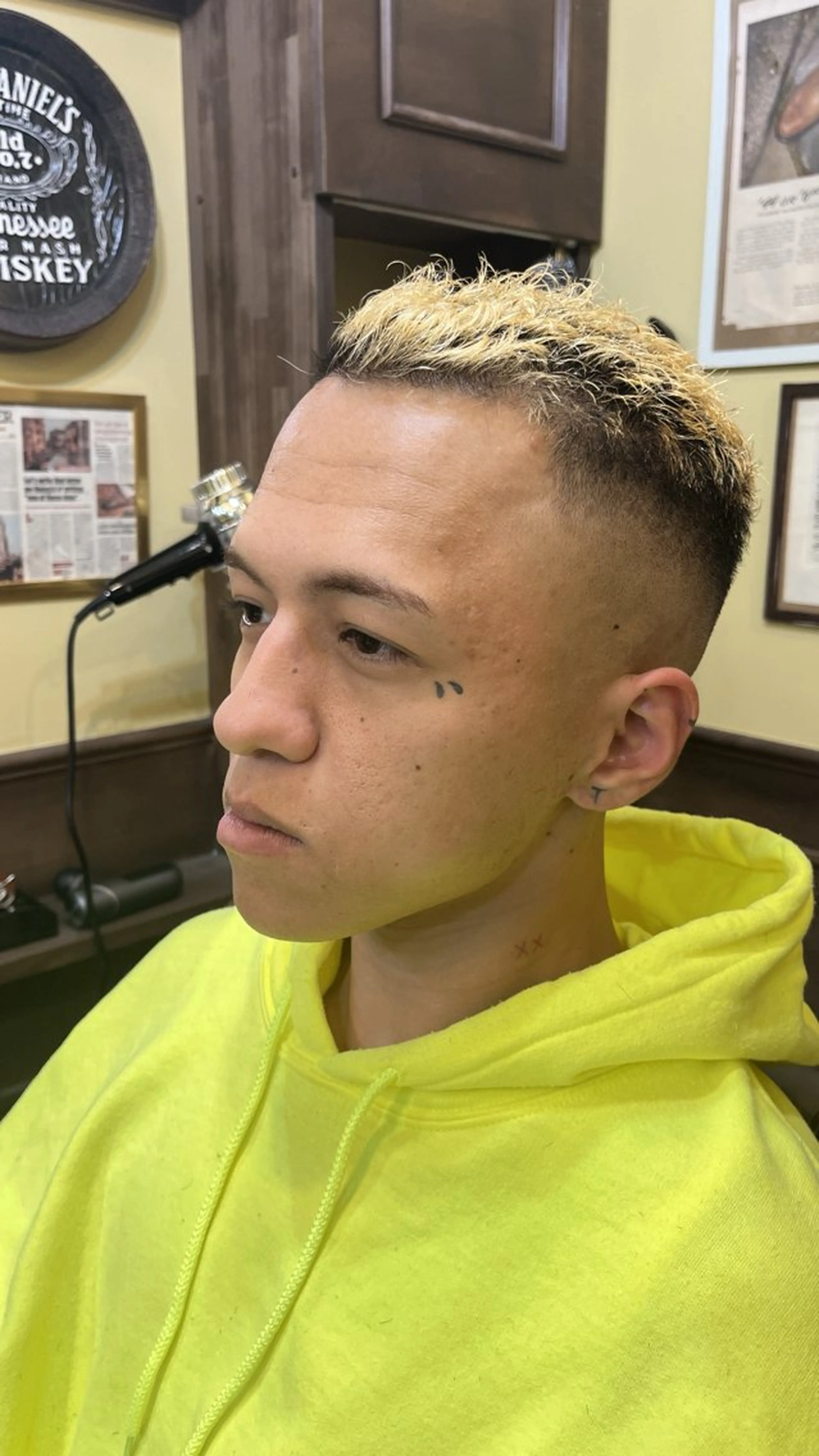 ショート メンズ くせ毛 サカモト ケイゴのヘアスタイル