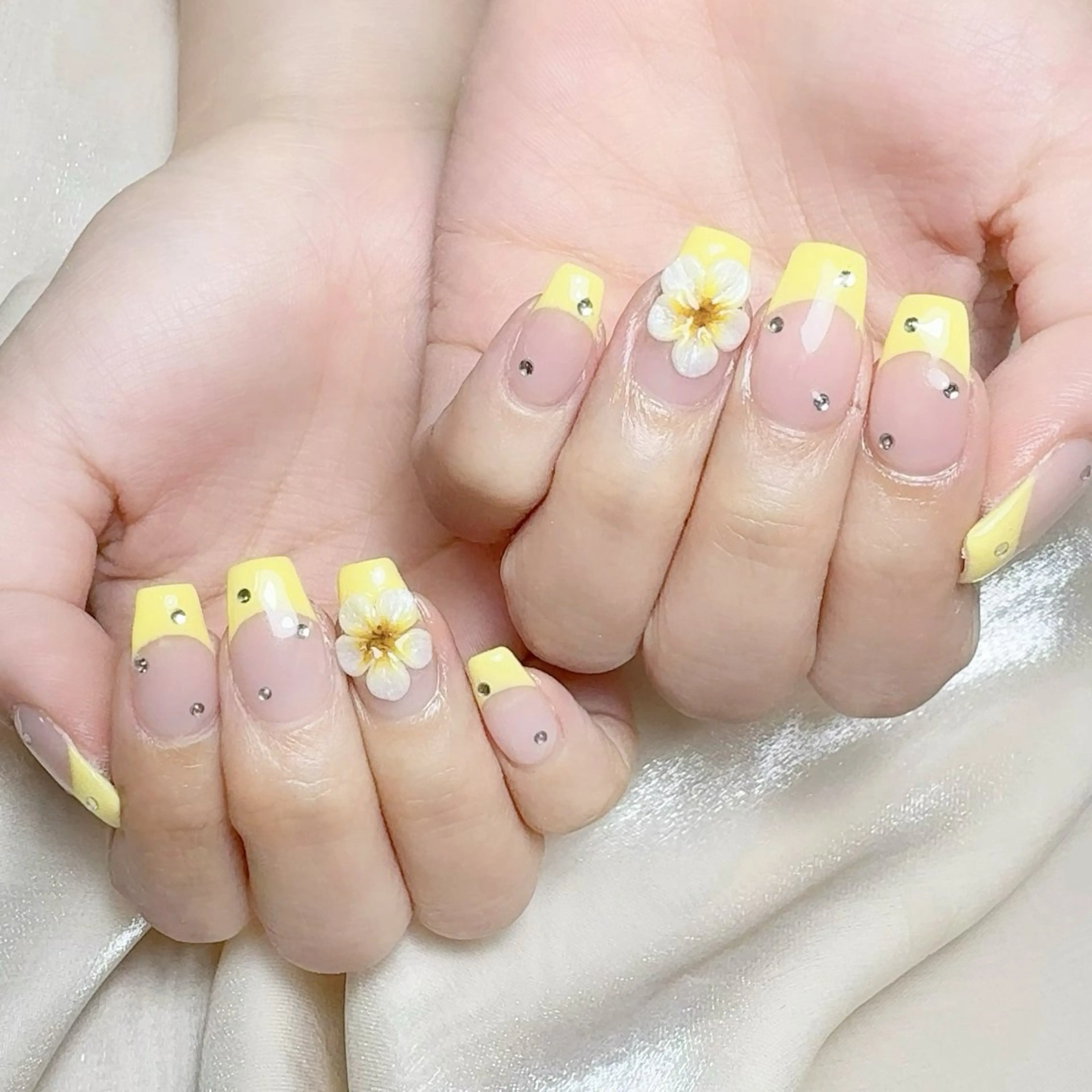 メンズ ネイル メンズ韓国風 アートネイル オーロラネイル ガーリー キラキラネイル ハンドネイル Nail salon 木にいるのネイルデザイン