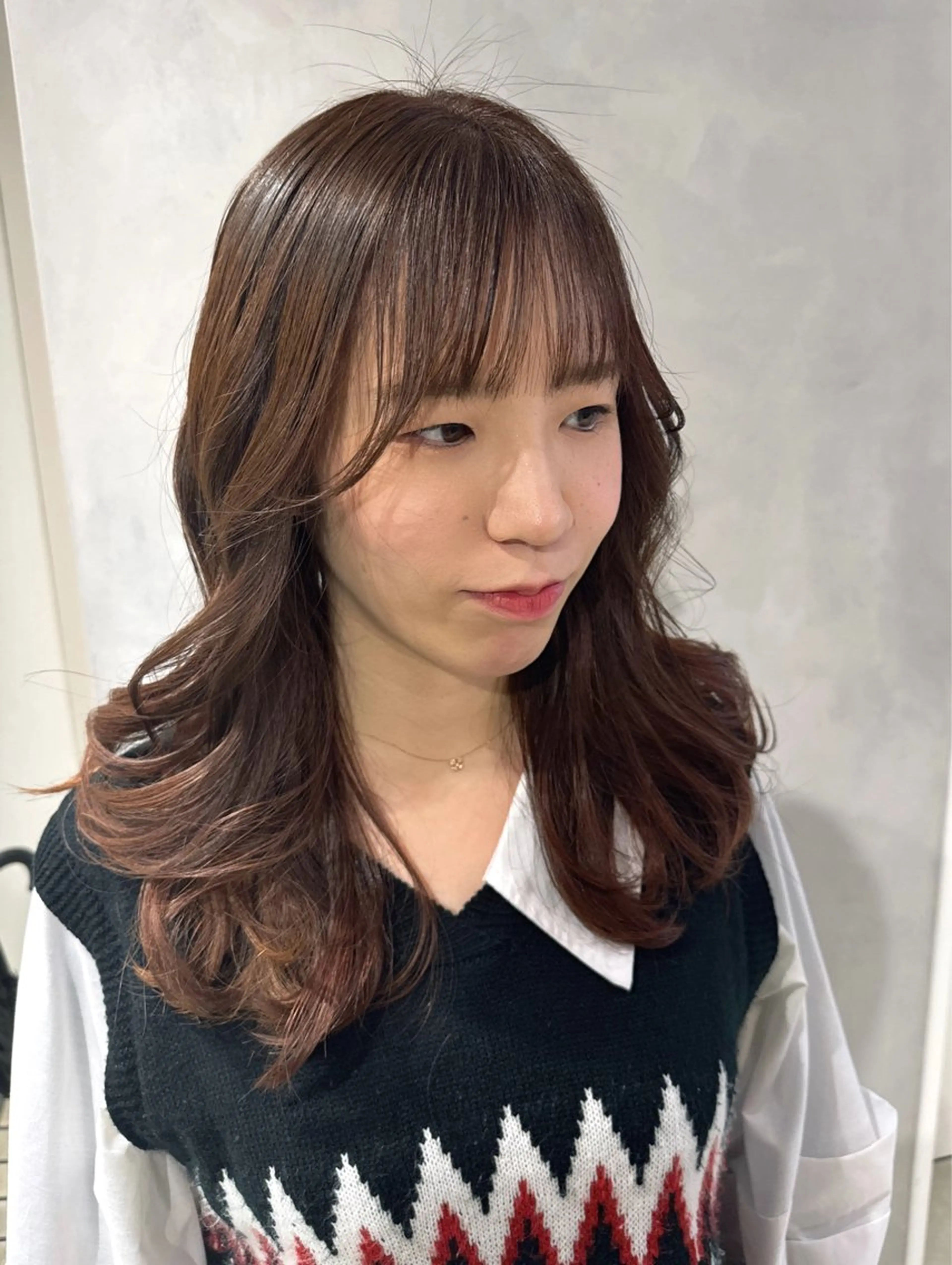 セミロング カラー ブラウンカラー チョコレートブラウン バイオレットカラー カット ヘアカラー トリートメント 透明感カラー✨艶髪 制作🌱山根あゆみのヘアスタイル