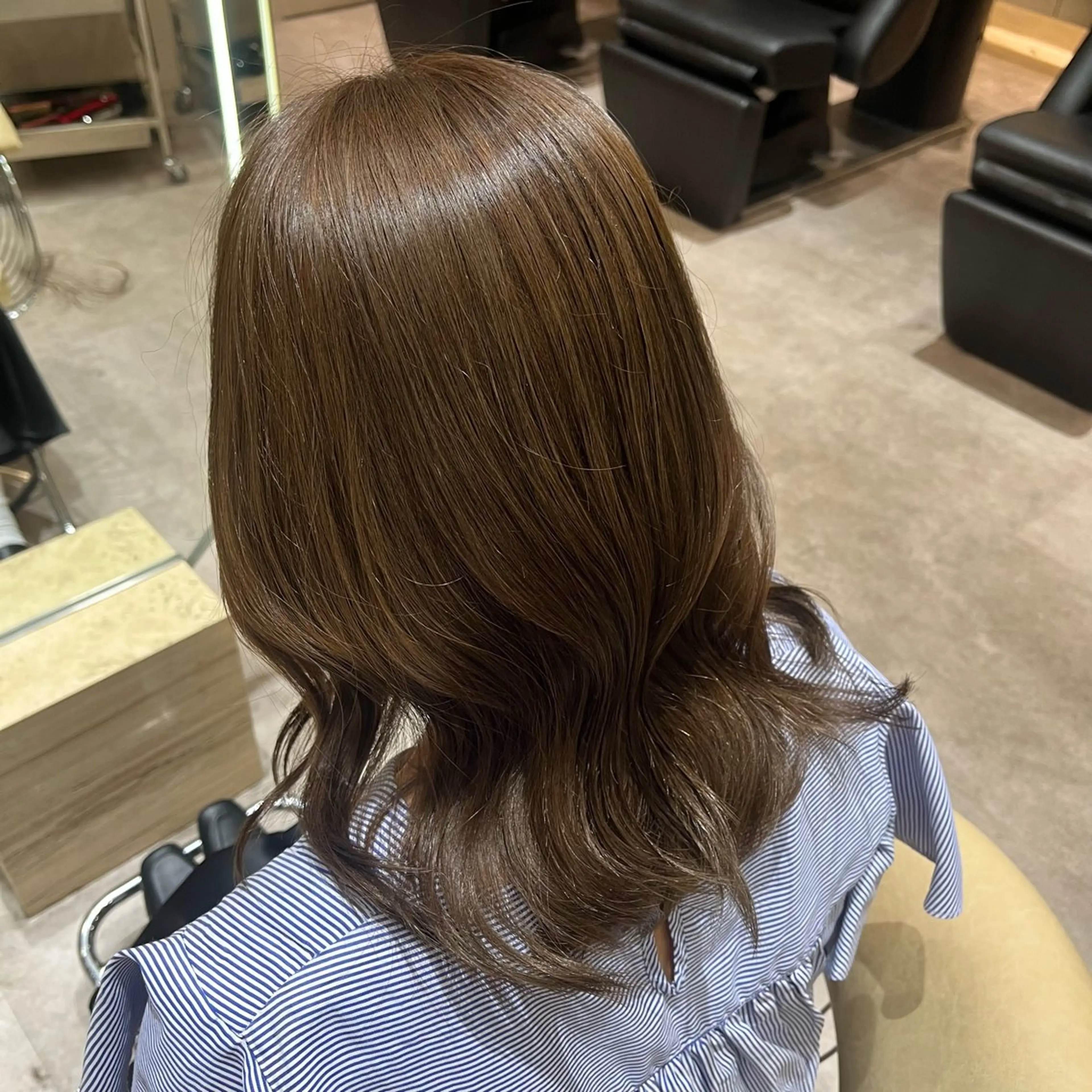 ミディアム カラー ヘアカラー 顔周りカット/ 透明感カラー/ユナのヘアスタイル