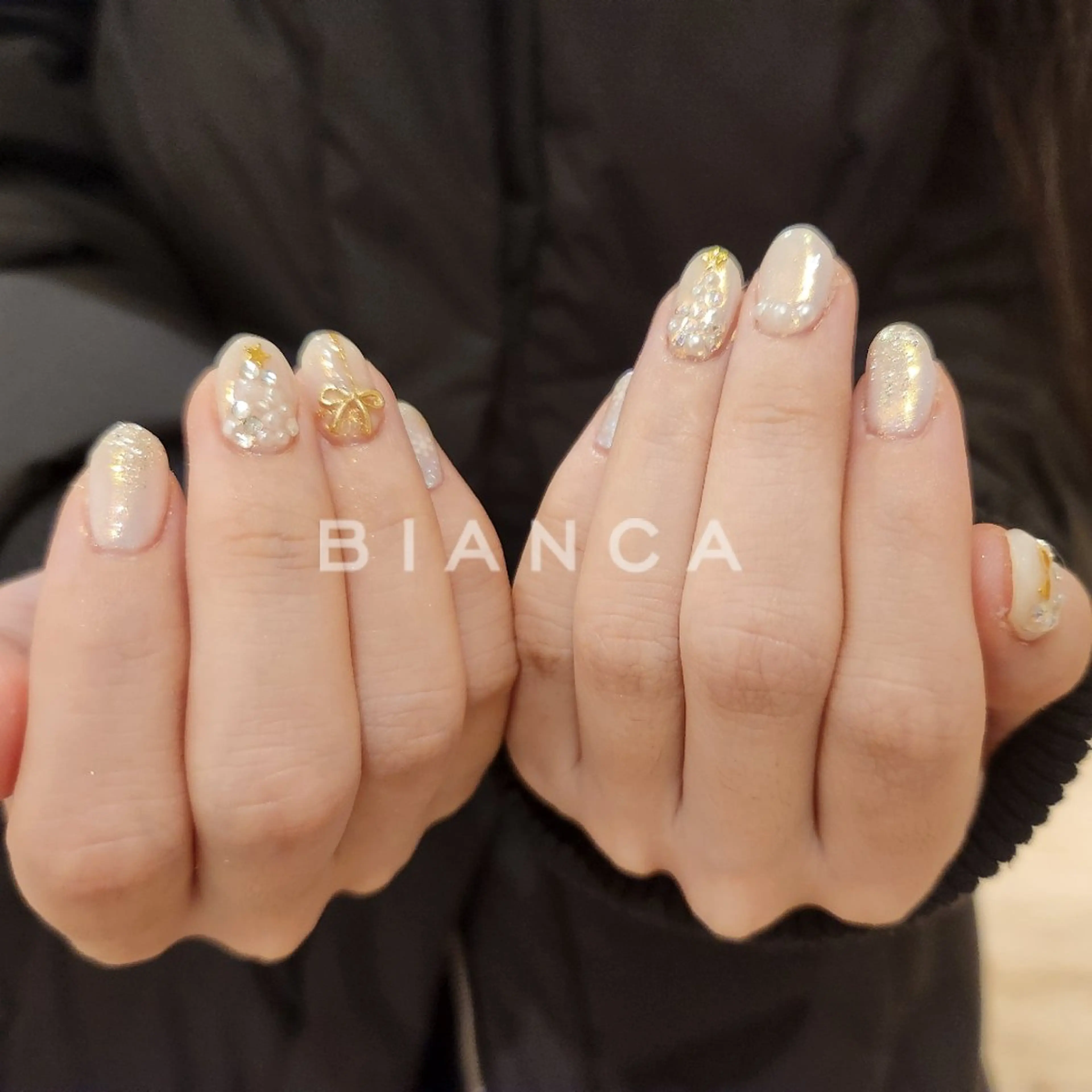 ネイル 持ち込み オフィスネイル シンプルネイル 冬ネイル クリスマス ハンドネイル Bianca名駅店 あゆのネイルデザイン
