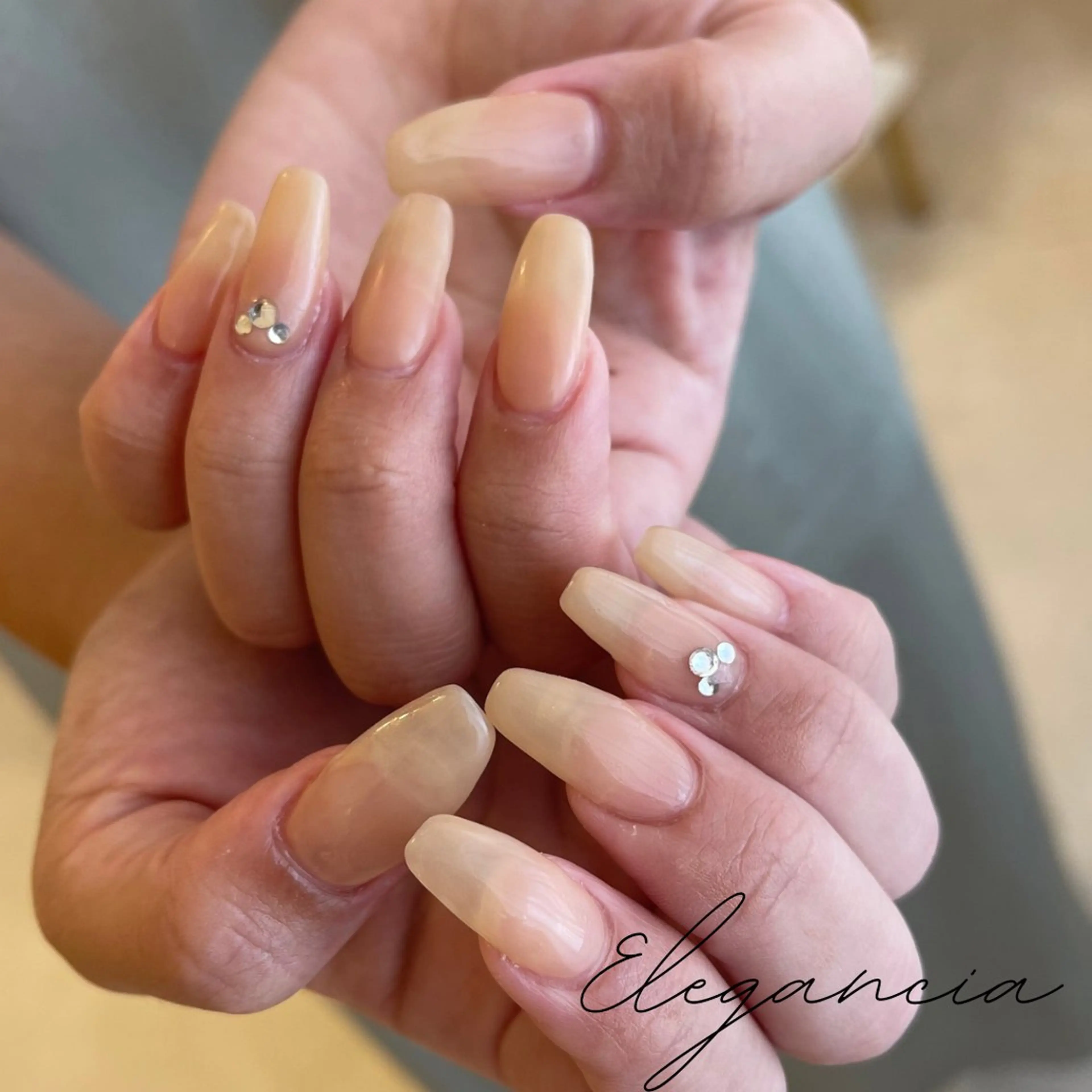 カラー ネイル ハンドネイル Elegancia. Hiromiのネイルデザイン