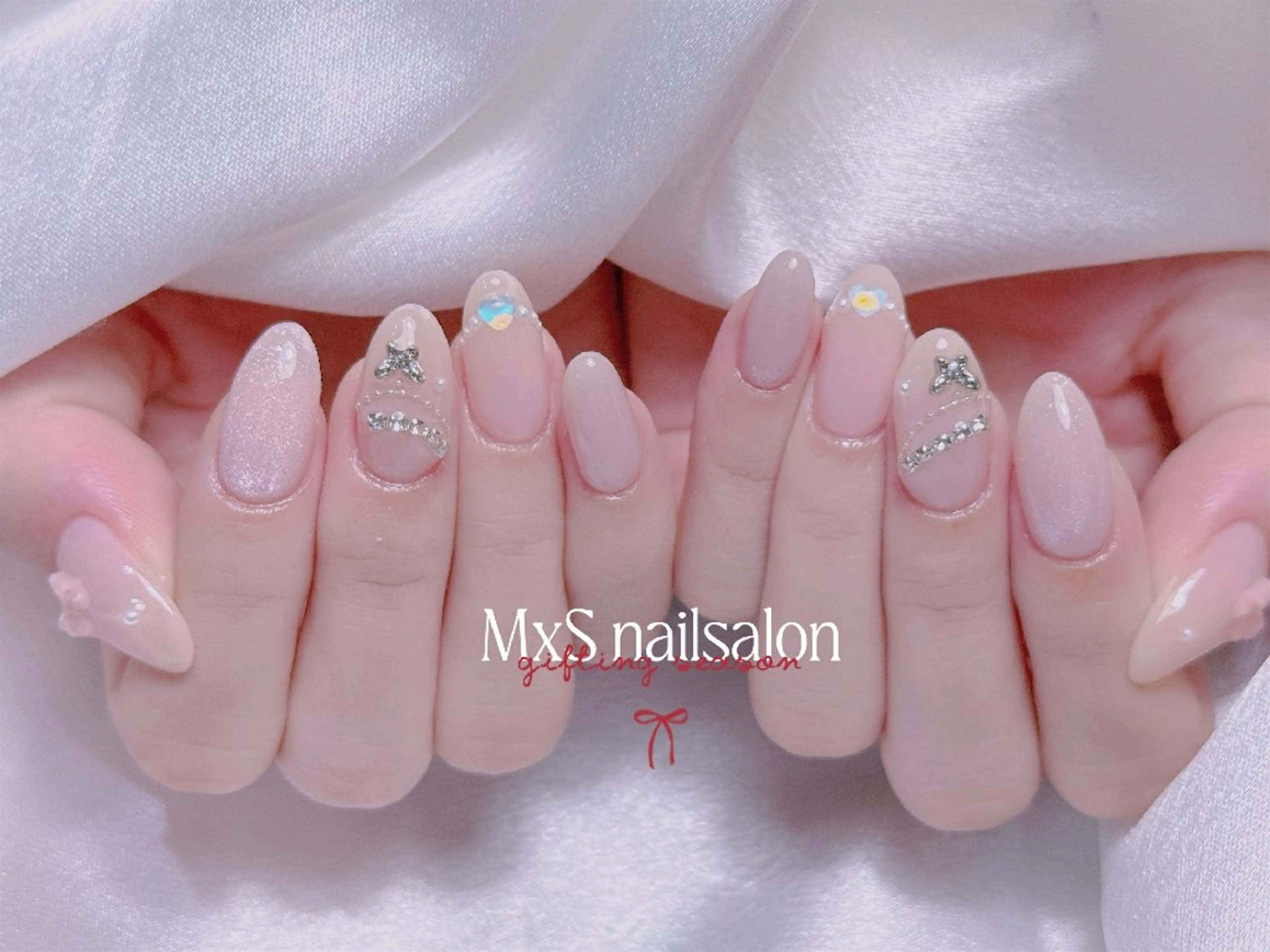 ネイル ハンドネイル MxS Nail(長さだし/フィルイン/マグネット/韓国ネイル/ワンホンネイル/ワンカラー)所属・MxS リィリィのネイルデザイン