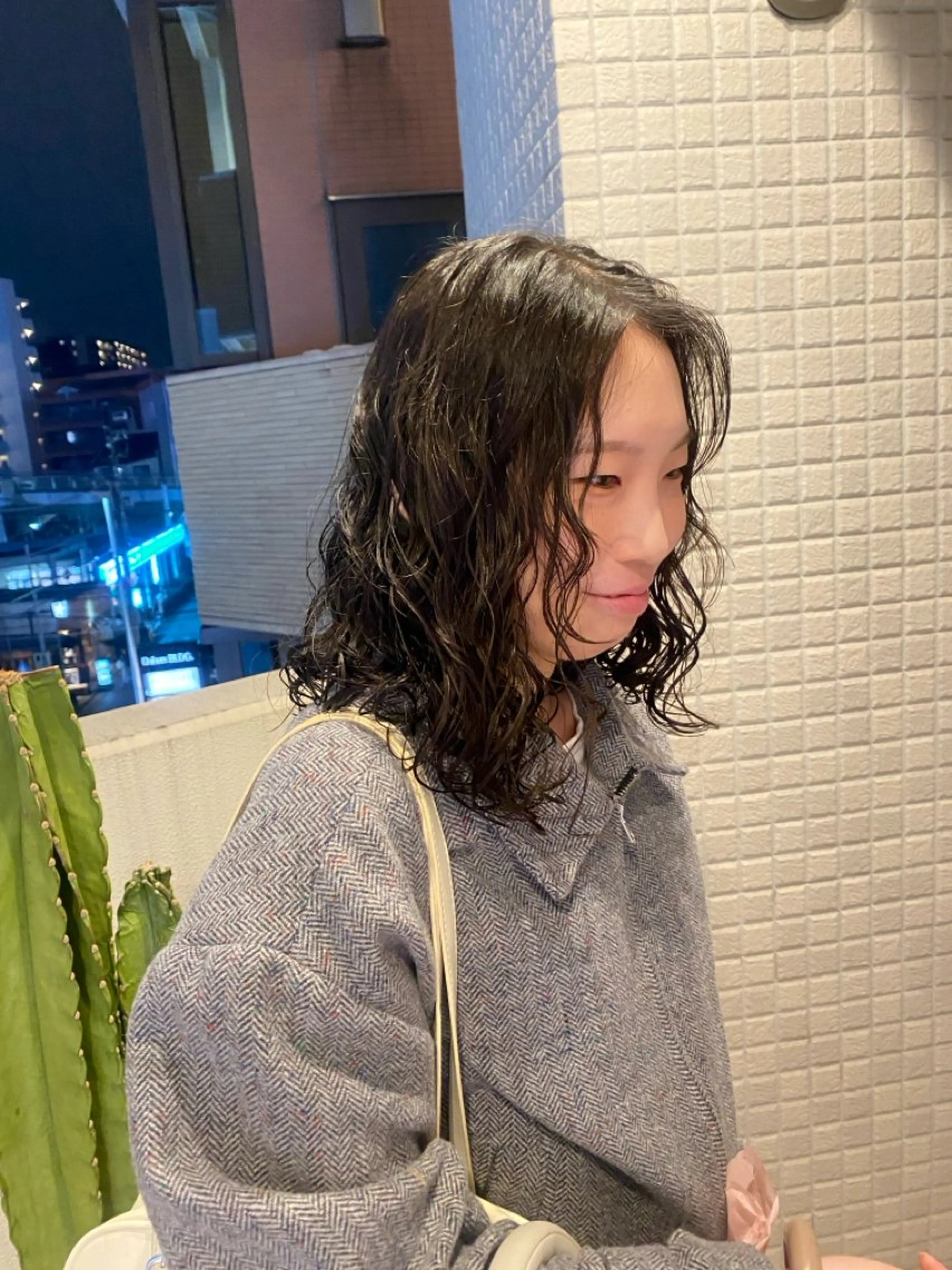 セミロング カット パーマ 🖤🌀くるくる パーマ🌀🖤ayaのヘアスタイル