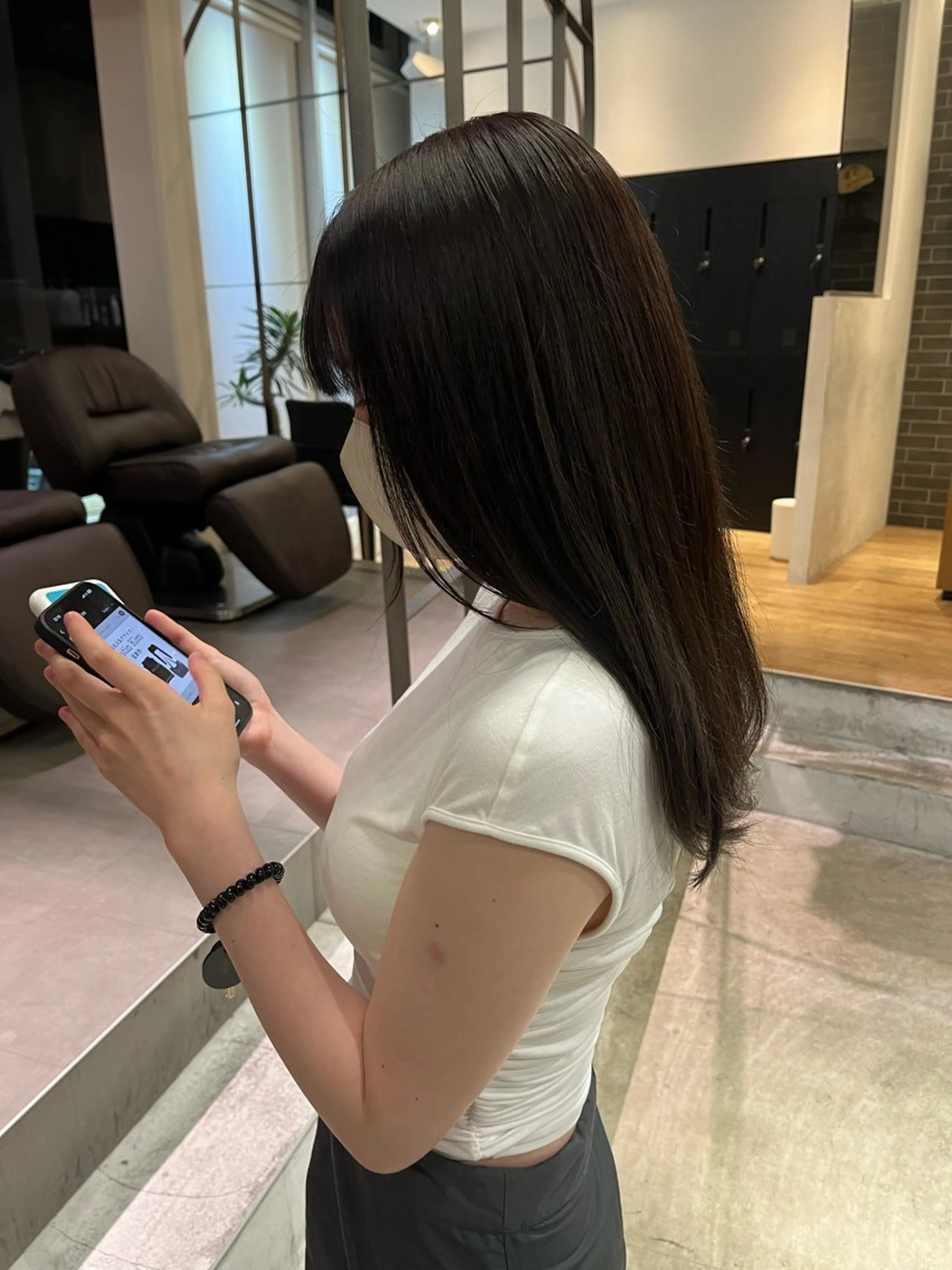 ロング カラー 須藤　優真 レイヤーボブ　ウルフのヘアスタイル