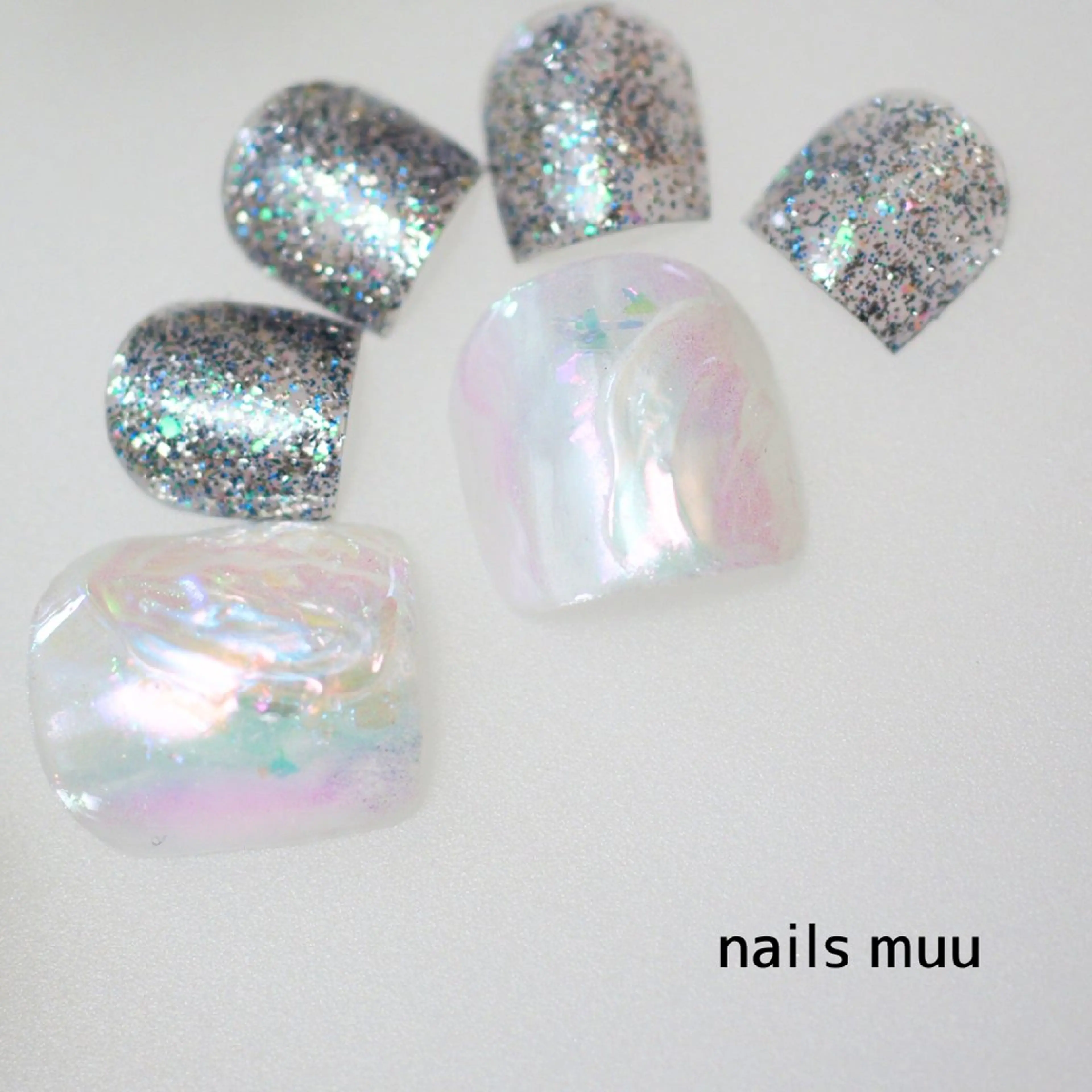 ネイル フットネイル ニュアンスネイル ホワイト フットネイル nails muu まゆのネイルデザイン