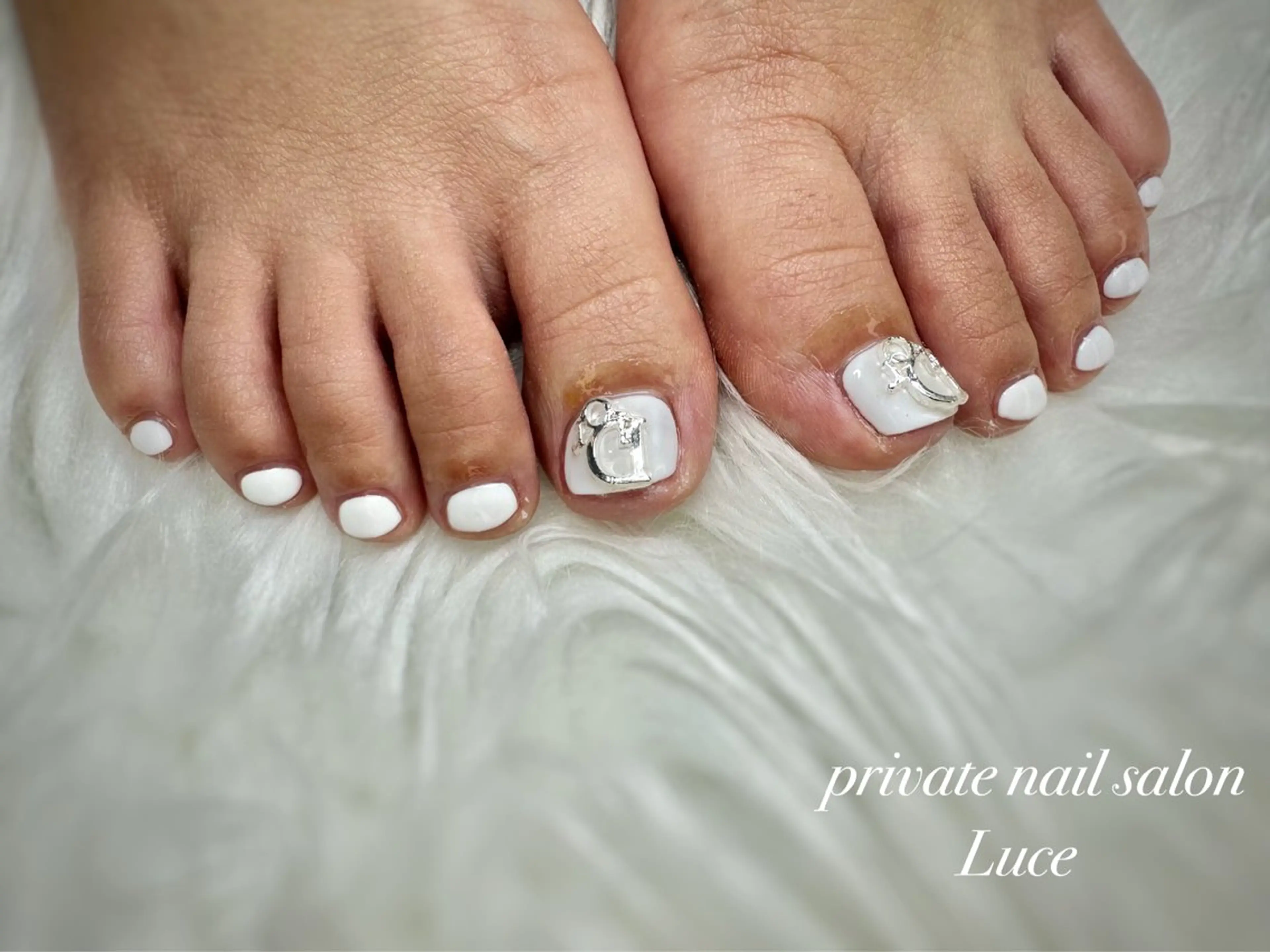 ネイル フットネイル nailsalon Luce🕊️のネイルデザイン