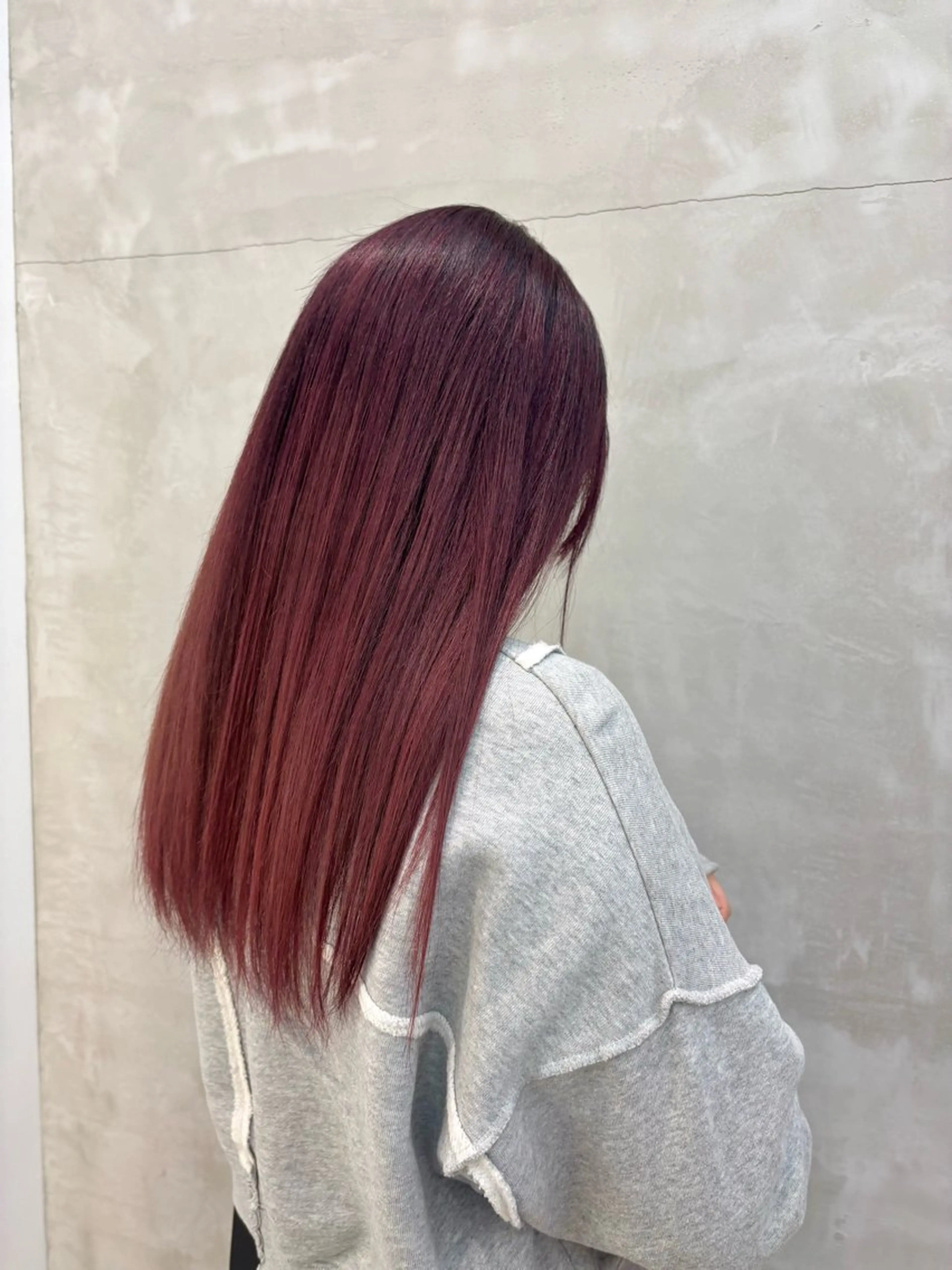 セミロング 艶髪ストレート🫶 AYANAのヘアスタイル