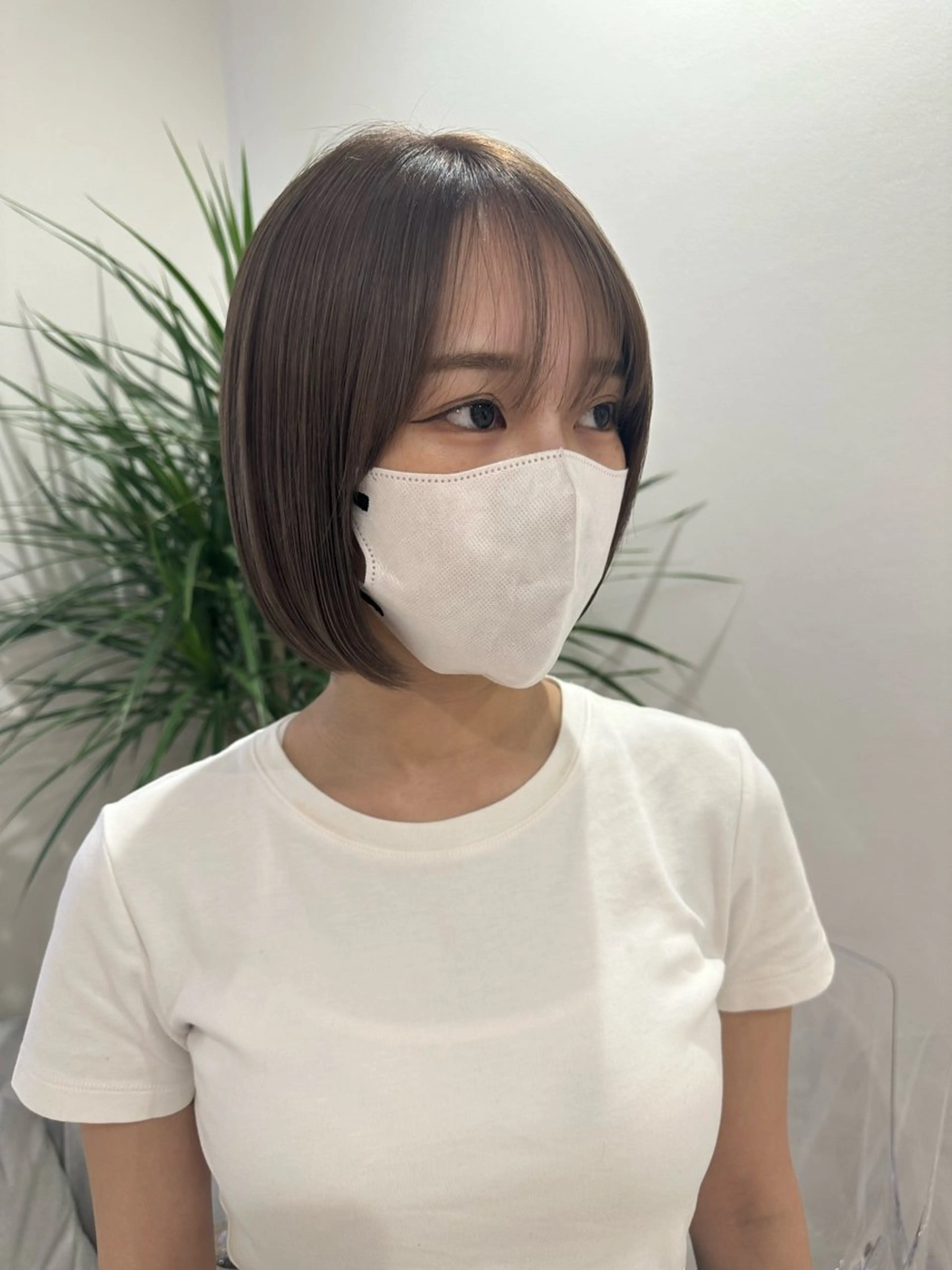 ミディアム カラー カット ヘアカラー かえ🩶韓国ボブ🎀 透明感カラー🥣のヘアスタイル