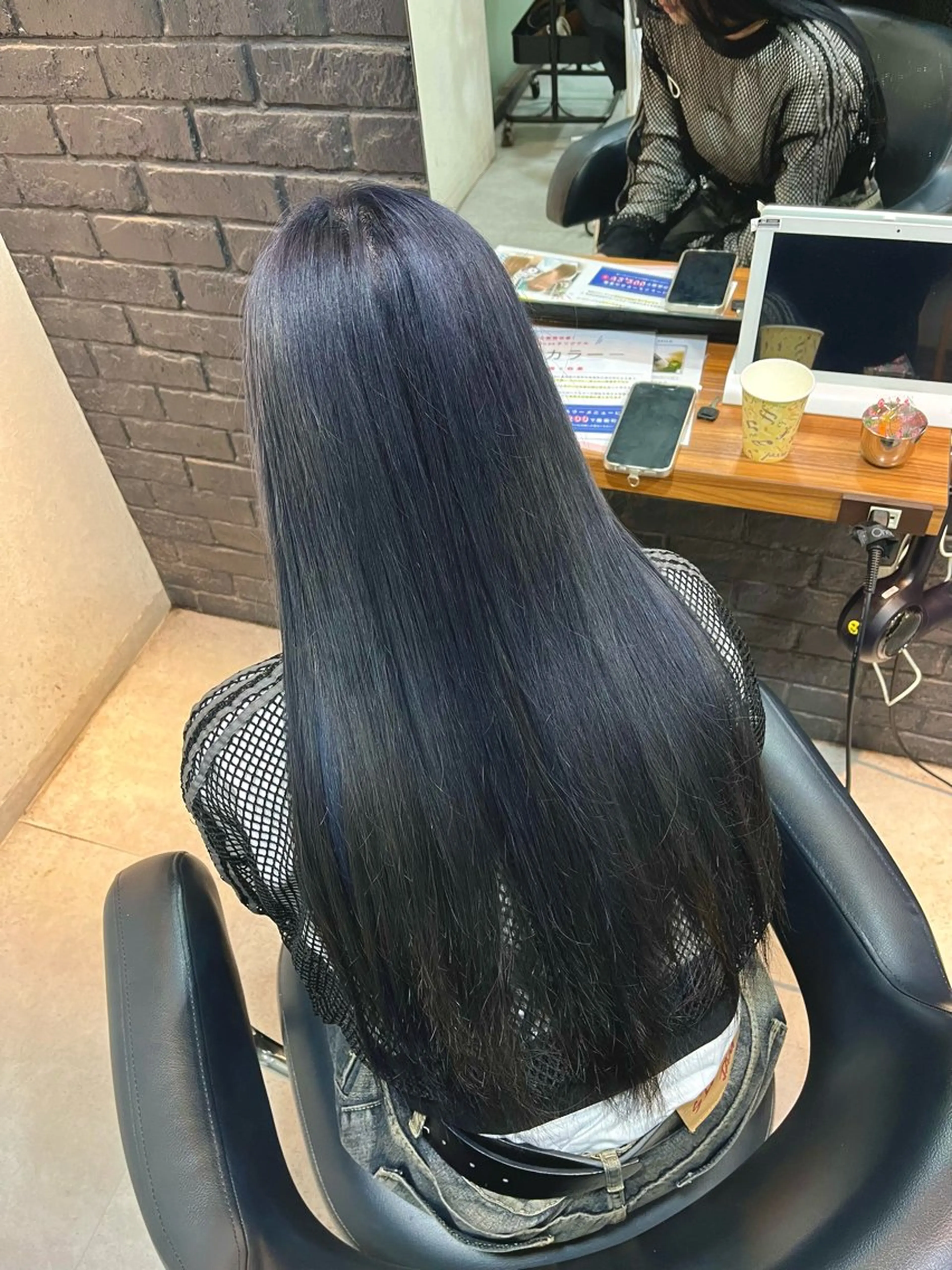 カラー ブリーチ ネイビーカラー ブリーチカラー 🦋RANA🦋のヘアスタイル