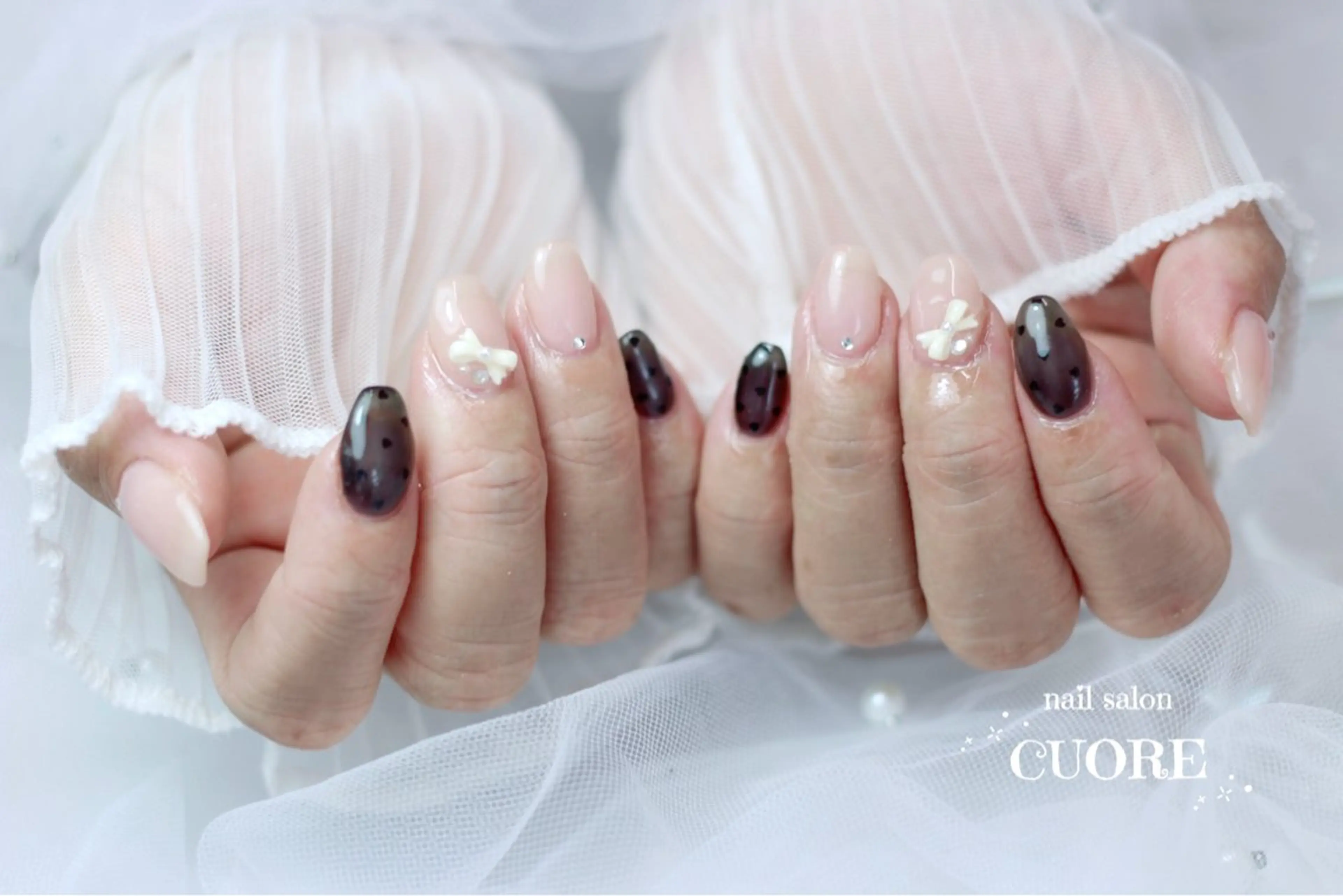 ネイル ドット リボン シンプルネイル ハンドネイル CUORE____nail所属・nail salon CUOREのネイルデザイン