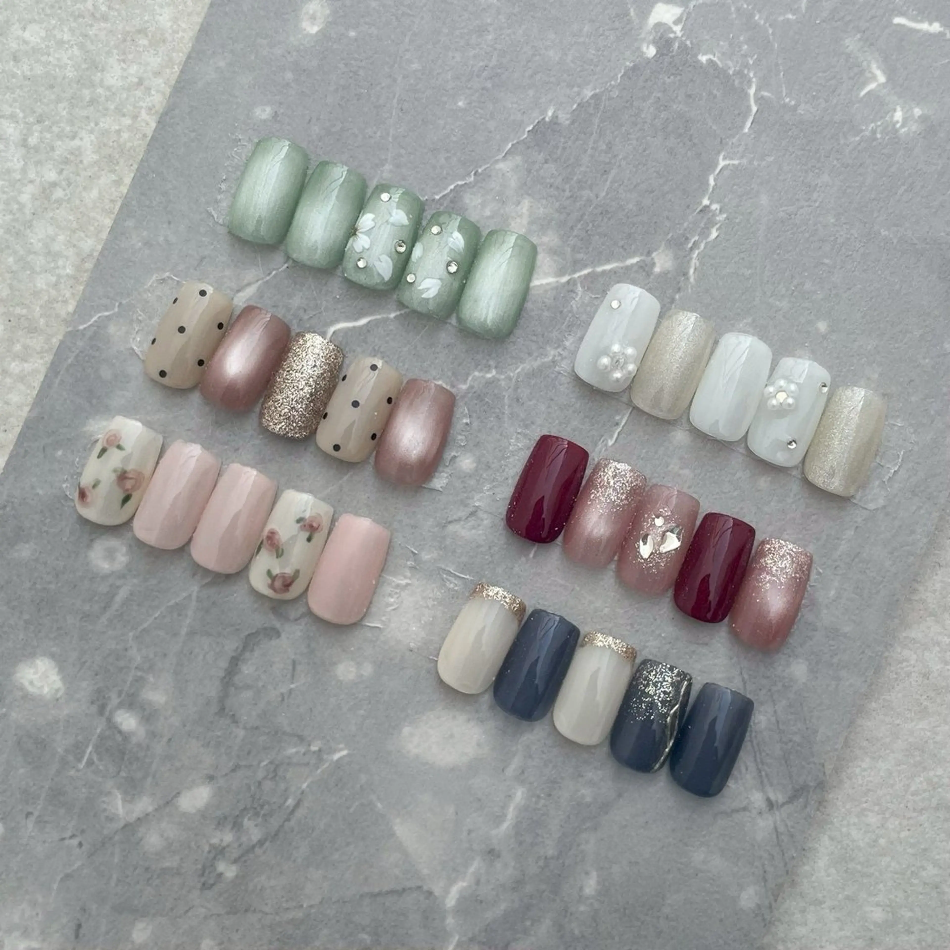 ネイル ゴールド Atelier Rin Fumiのネイルデザイン