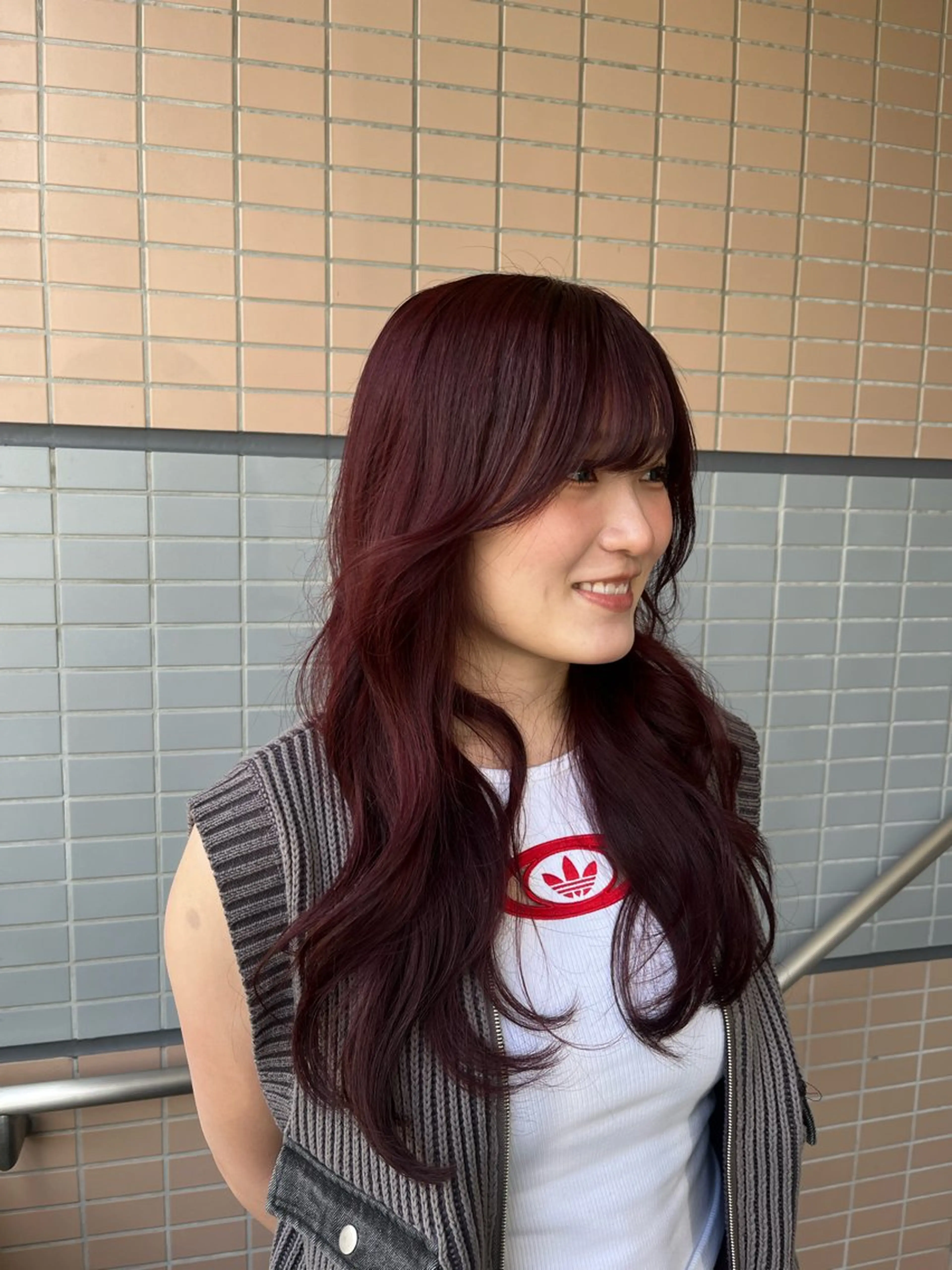 ロング カラー レッドカラー ヘアカラー トリートメント ナミ🩶暗髪/暖色 ❤️/透明感/縮毛のヘアスタイル