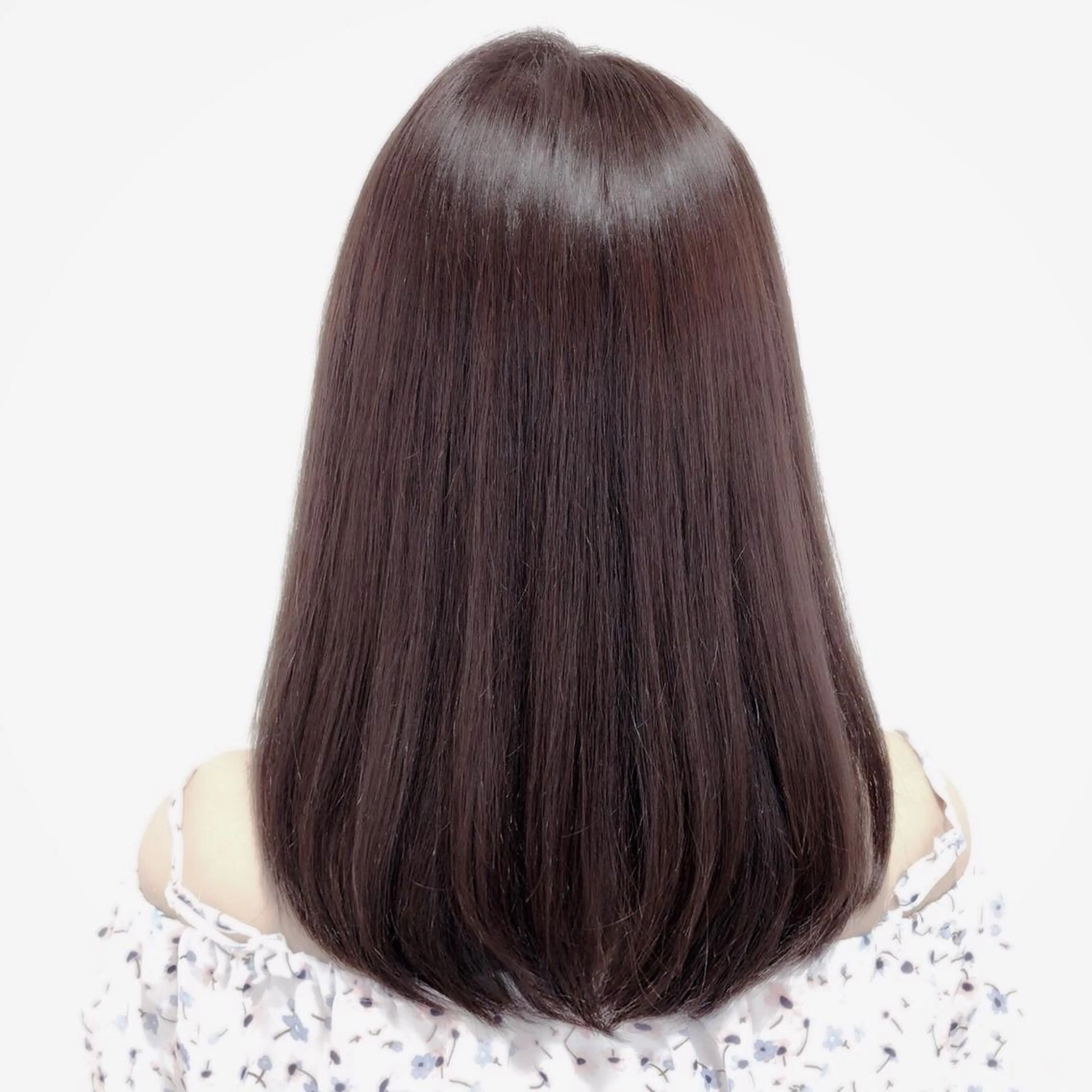 ミディアム 透明感カラー 金村真子のヘアスタイル