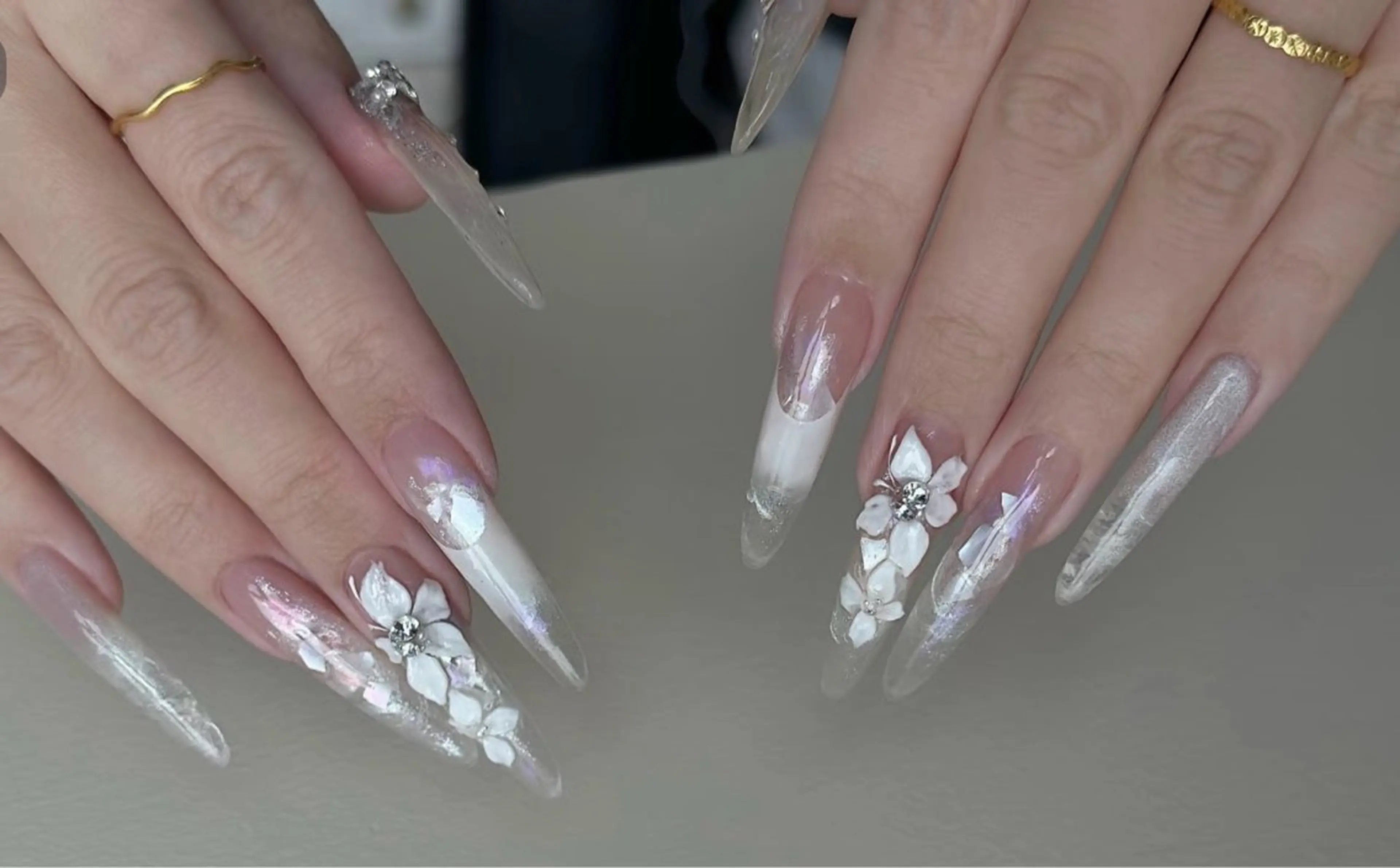 ネイル アートネイル ボルドー フレンチネイル ジェルネイル 氷ネイル・うるうるネイル ハンドネイル H.baby Nail Salonのネイルデザイン