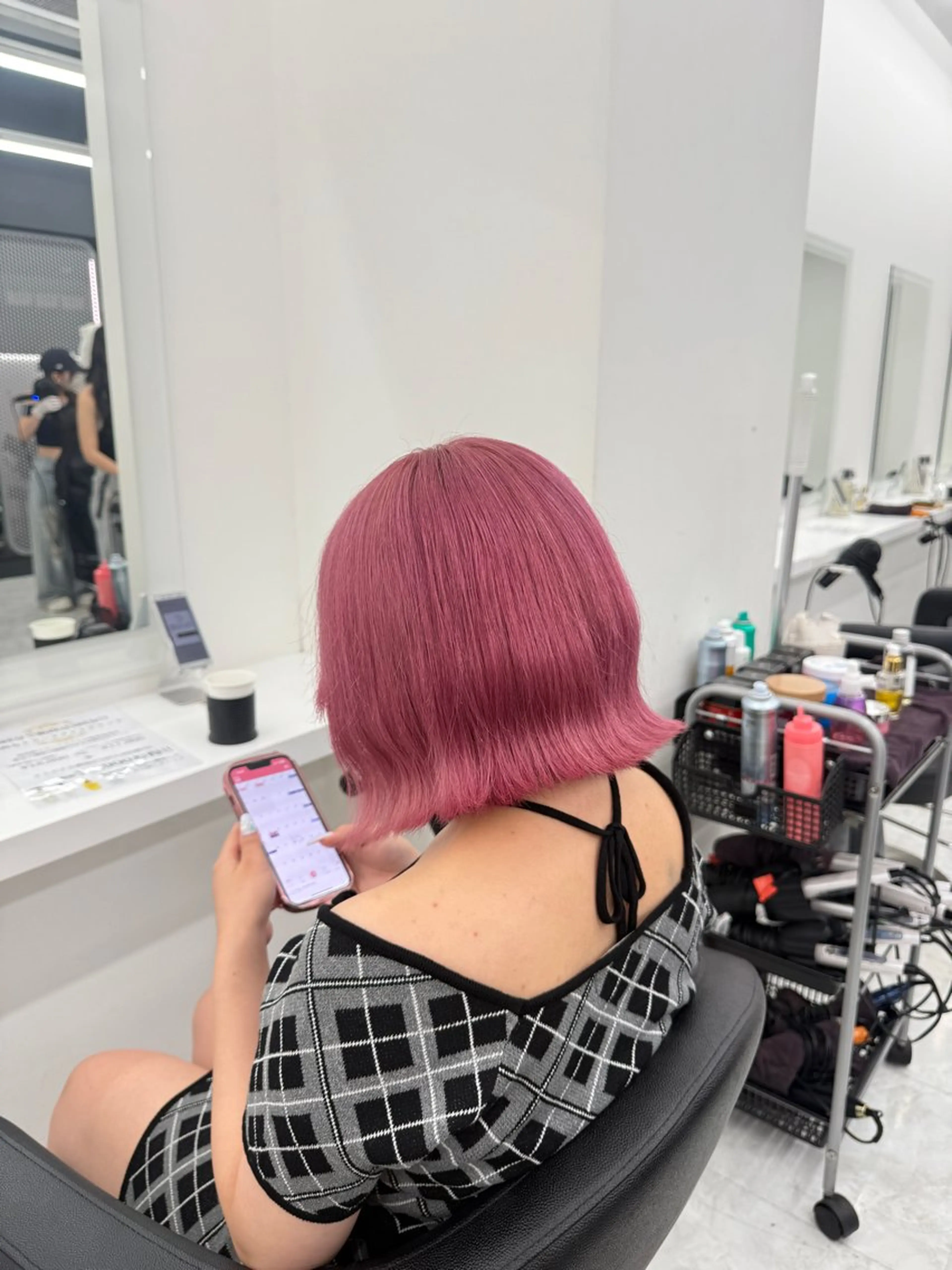ミディアム カラー ヘアアレンジ ハイトーンカラー カット ヘアカラー トリートメント ヘッドスパ ヘアセット 🎀Girly艶髪カ ラー🎀Harukaのヘアスタイル