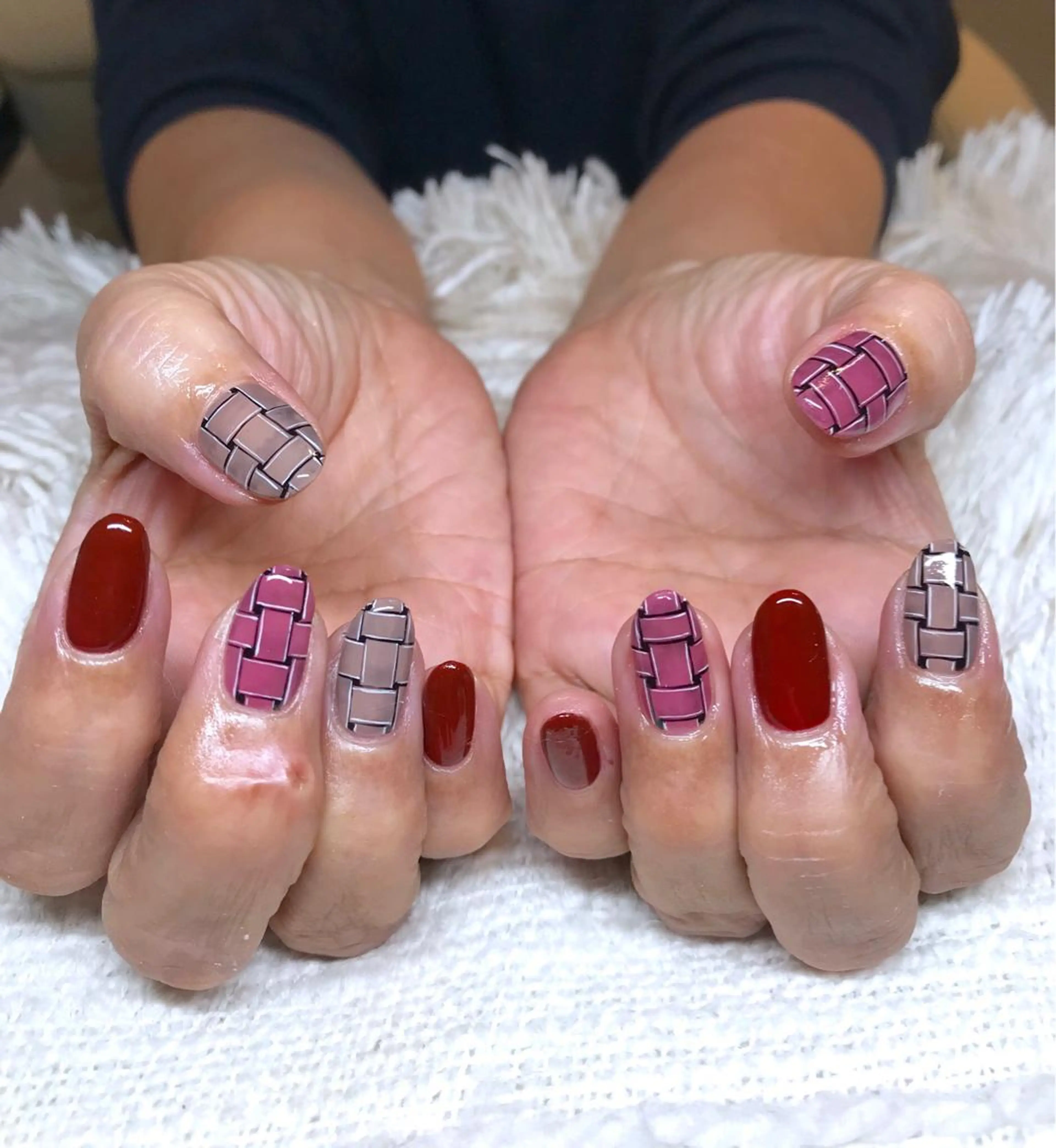 ミディアム カラー パーマ ヘアアレンジ キッズ ネイル マツエク・マツパ ボルドーカラー ボルドー nail&eye Aoのマツエク・マツパデザイン