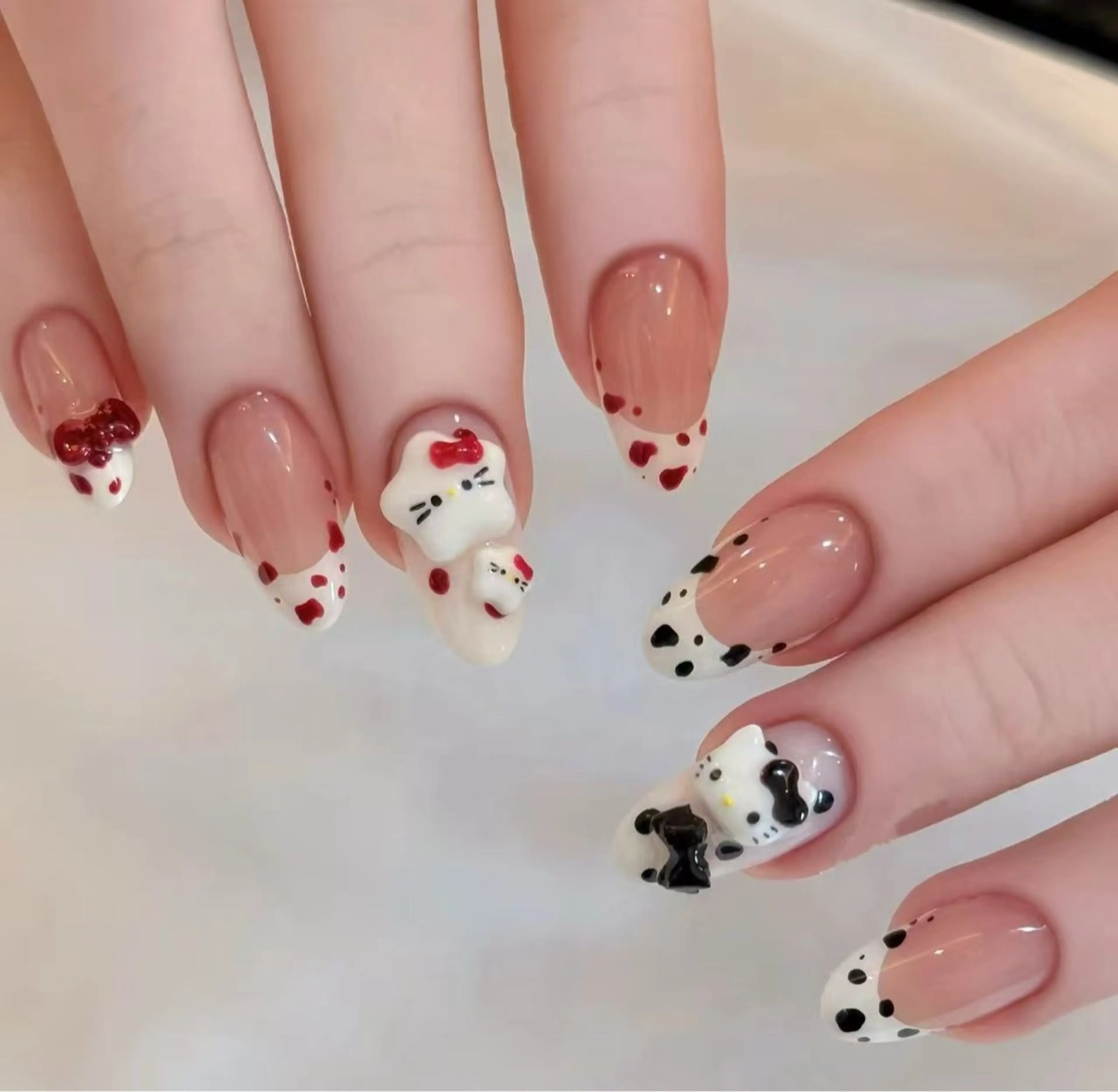 ネイル オーロラネイル フラワーネイル フットネイル フレンチネイル ジェルネイル ハンドネイル BabyYouMi nailのネイルデザイン