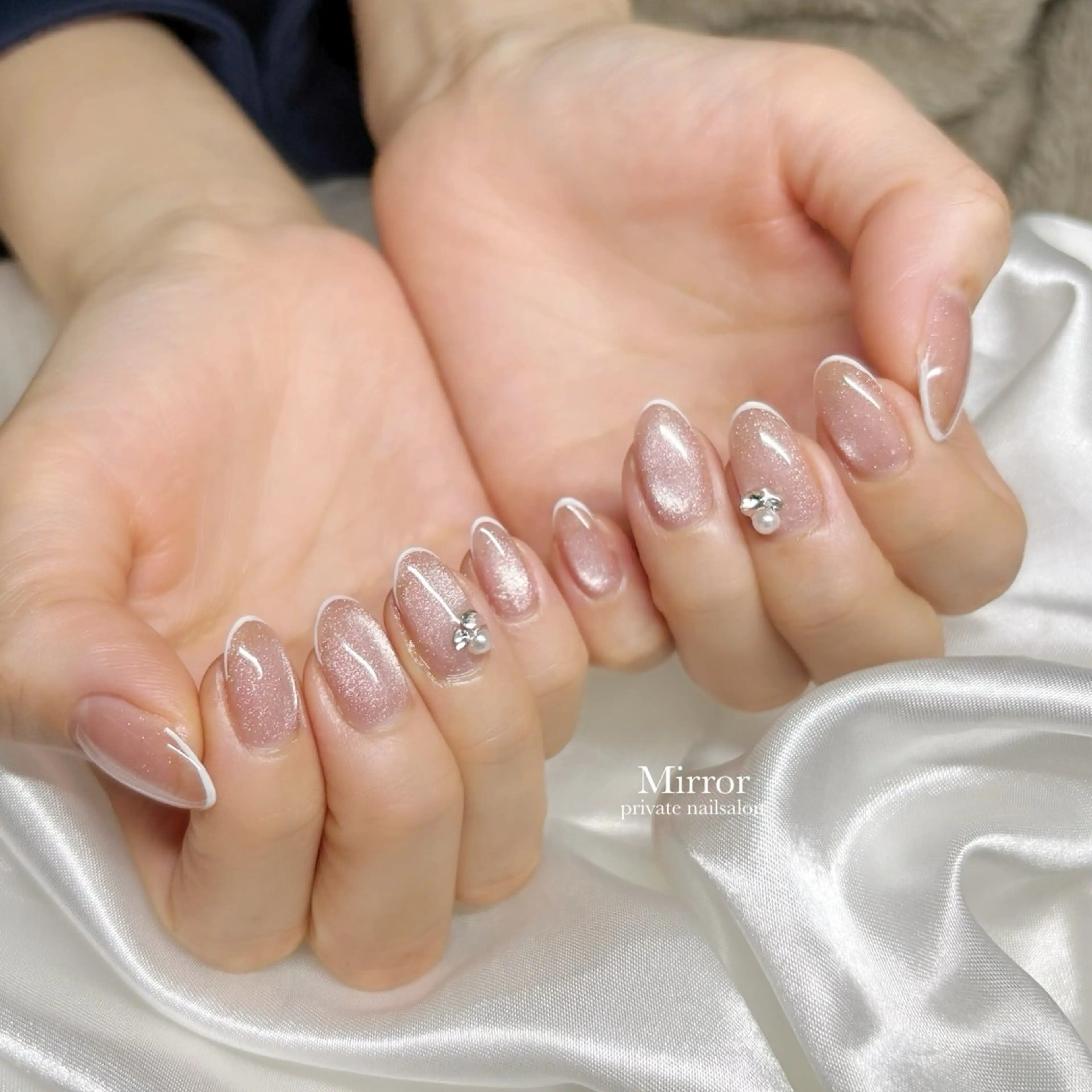 ネイル nailsalon Mirrorのネイルデザイン