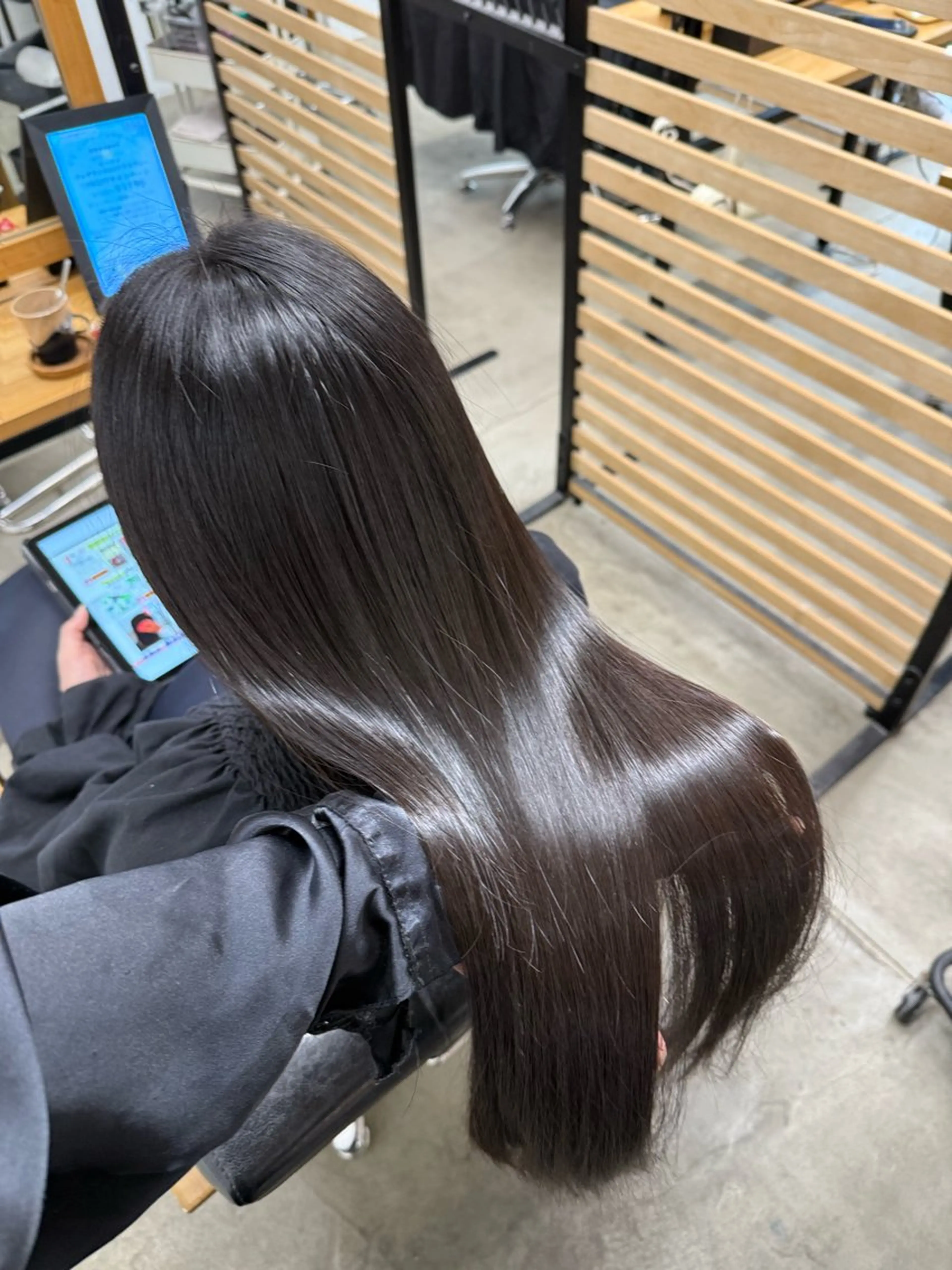 セミロング 縮毛矯正 トリートメント ひろし/髪質改善/ 縮毛矯正/上品✨のヘアスタイル