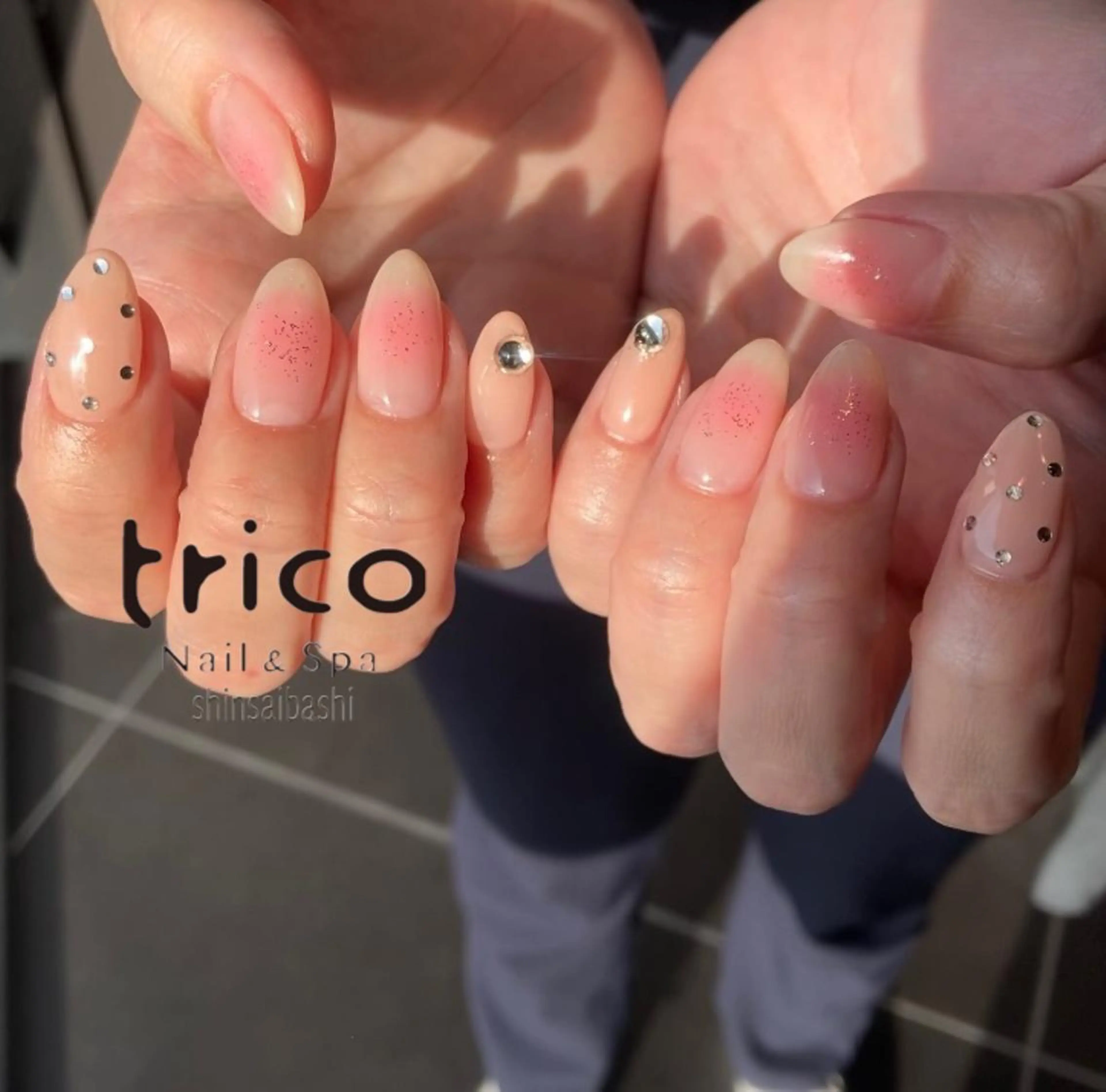 ネイル ハンドネイル 竹本 恵美のネイルデザイン