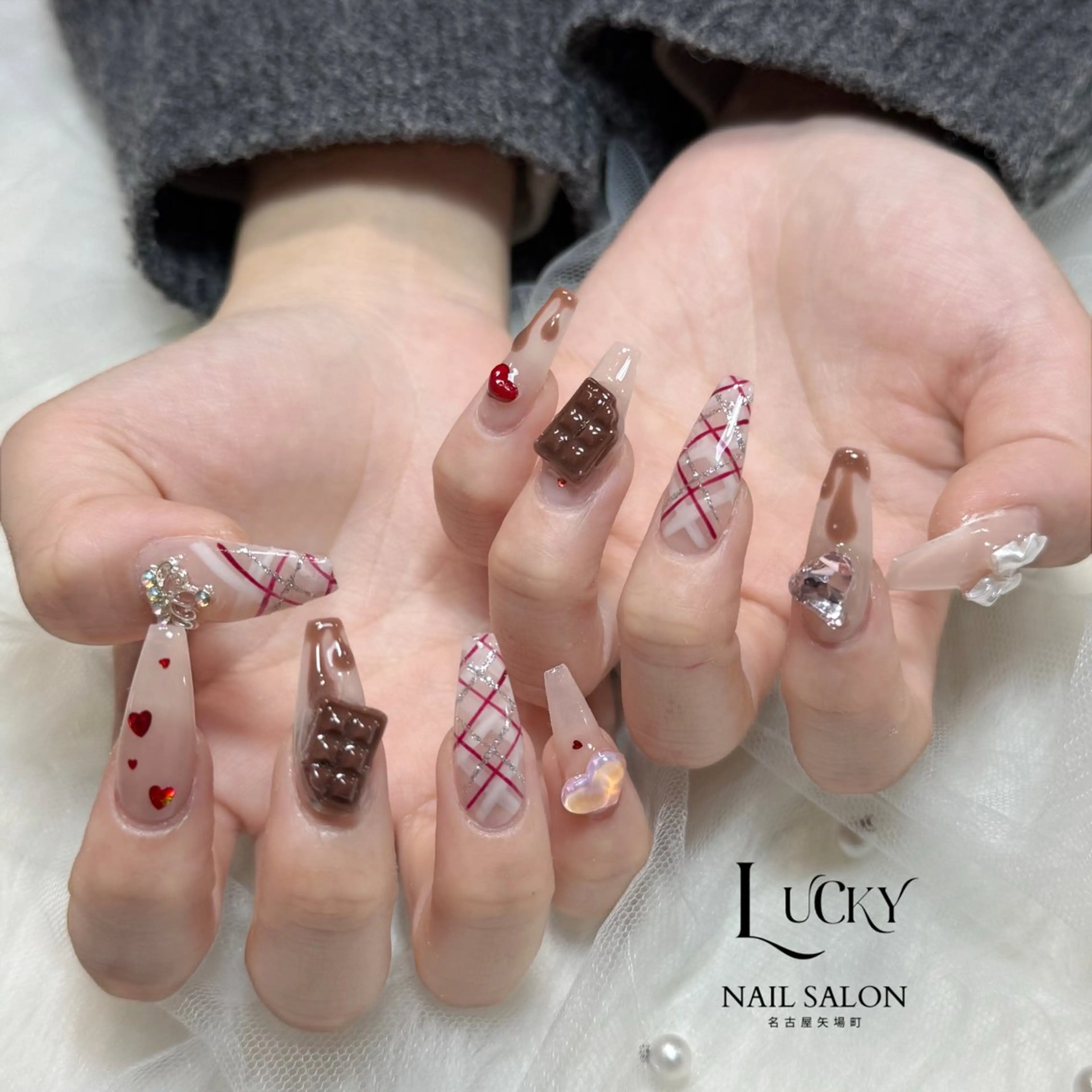 ネイル アートネイル ジェルネイル ロングネイル 持ち込み シンプルネイル ハンドネイル Lucky Nail Salon所属・Lucky Nail Salonのネイルデザイン