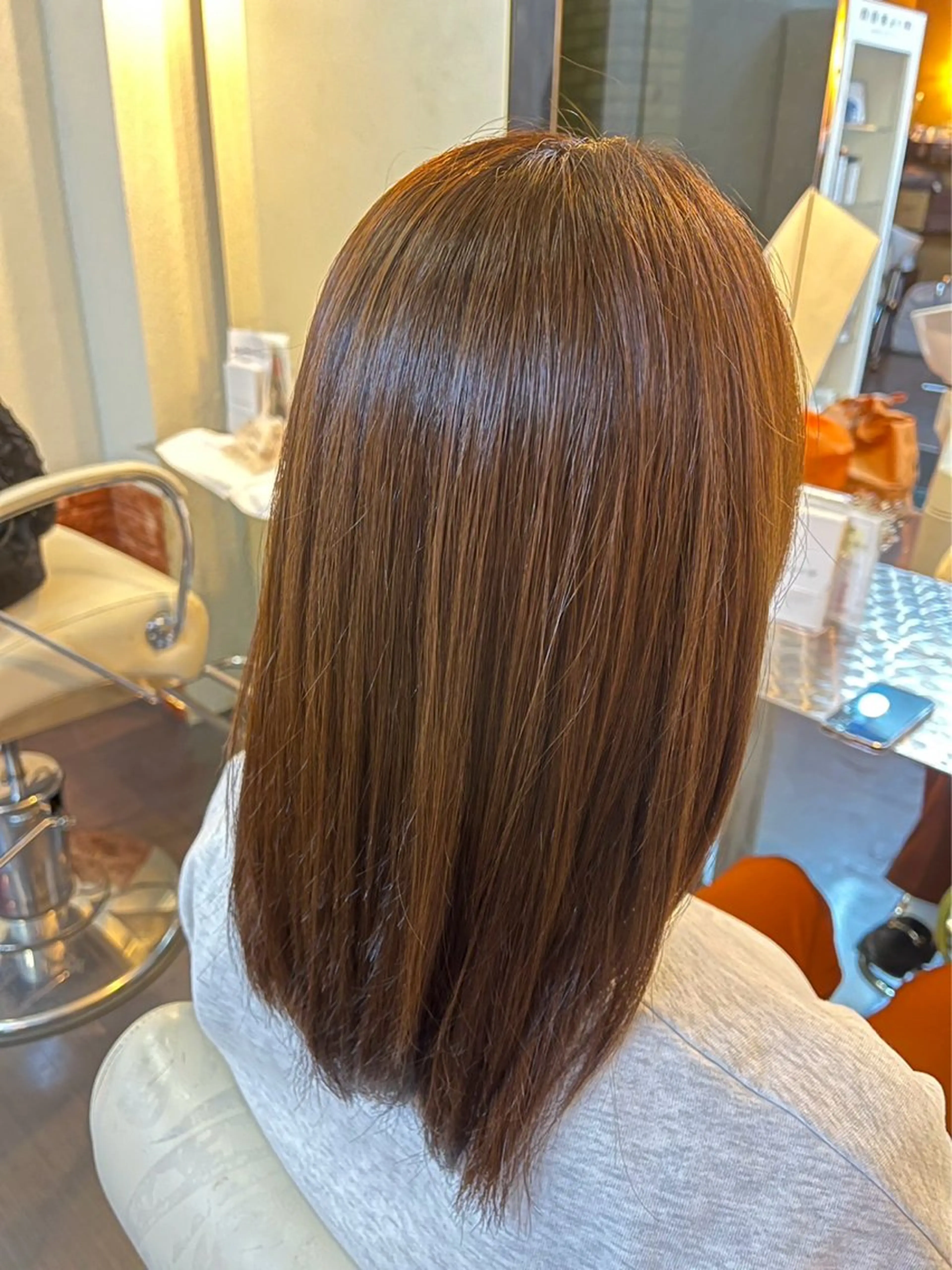 ミディアム カット トリートメント 艶髪韓国レイヤー 🇰🇷✨小清水✨のヘアスタイル