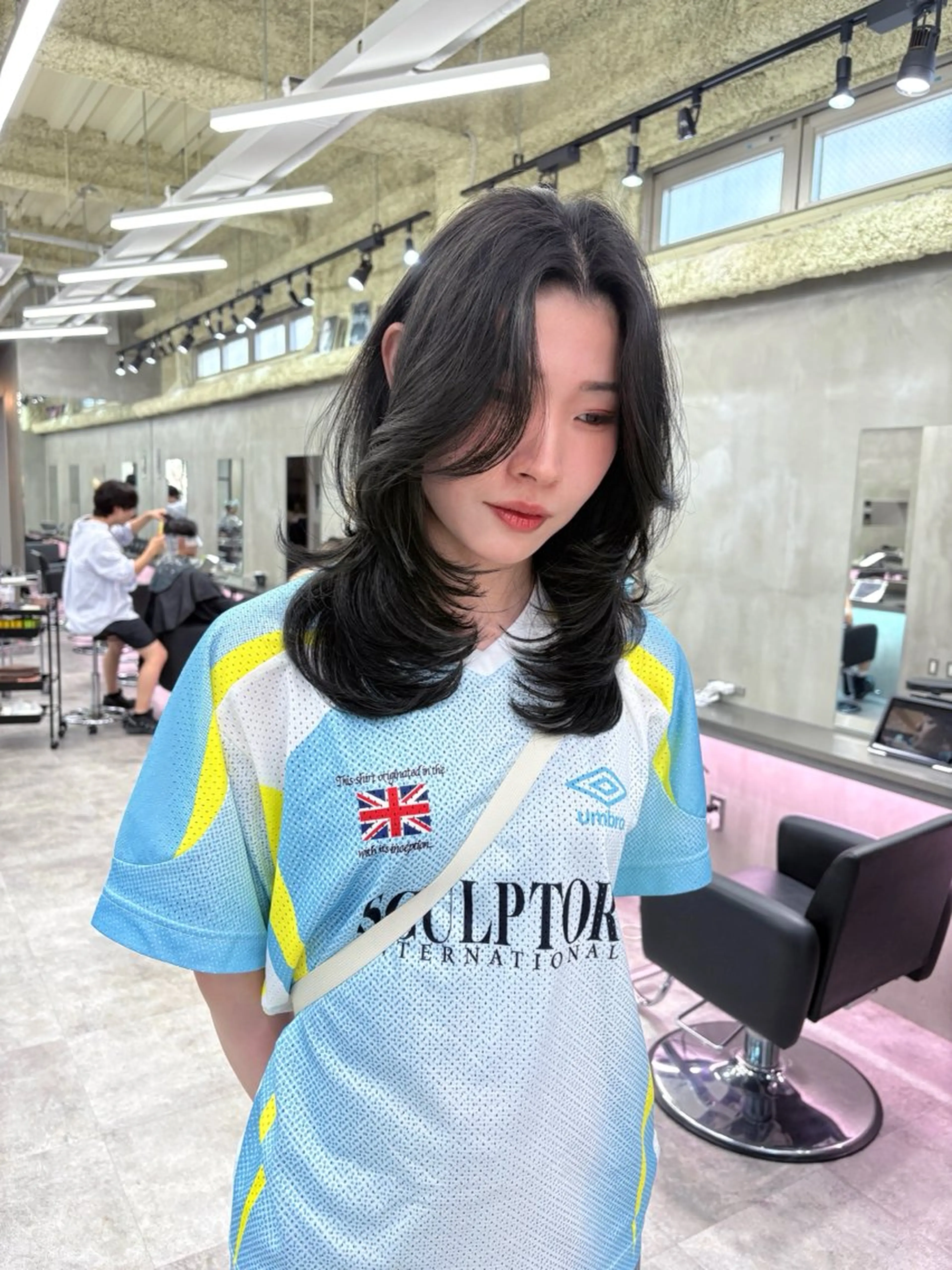 ミディアム カラー 透明感カラー グレージュ レイヤーカット 似合わせカット the path shogo🌻のヘアスタイル