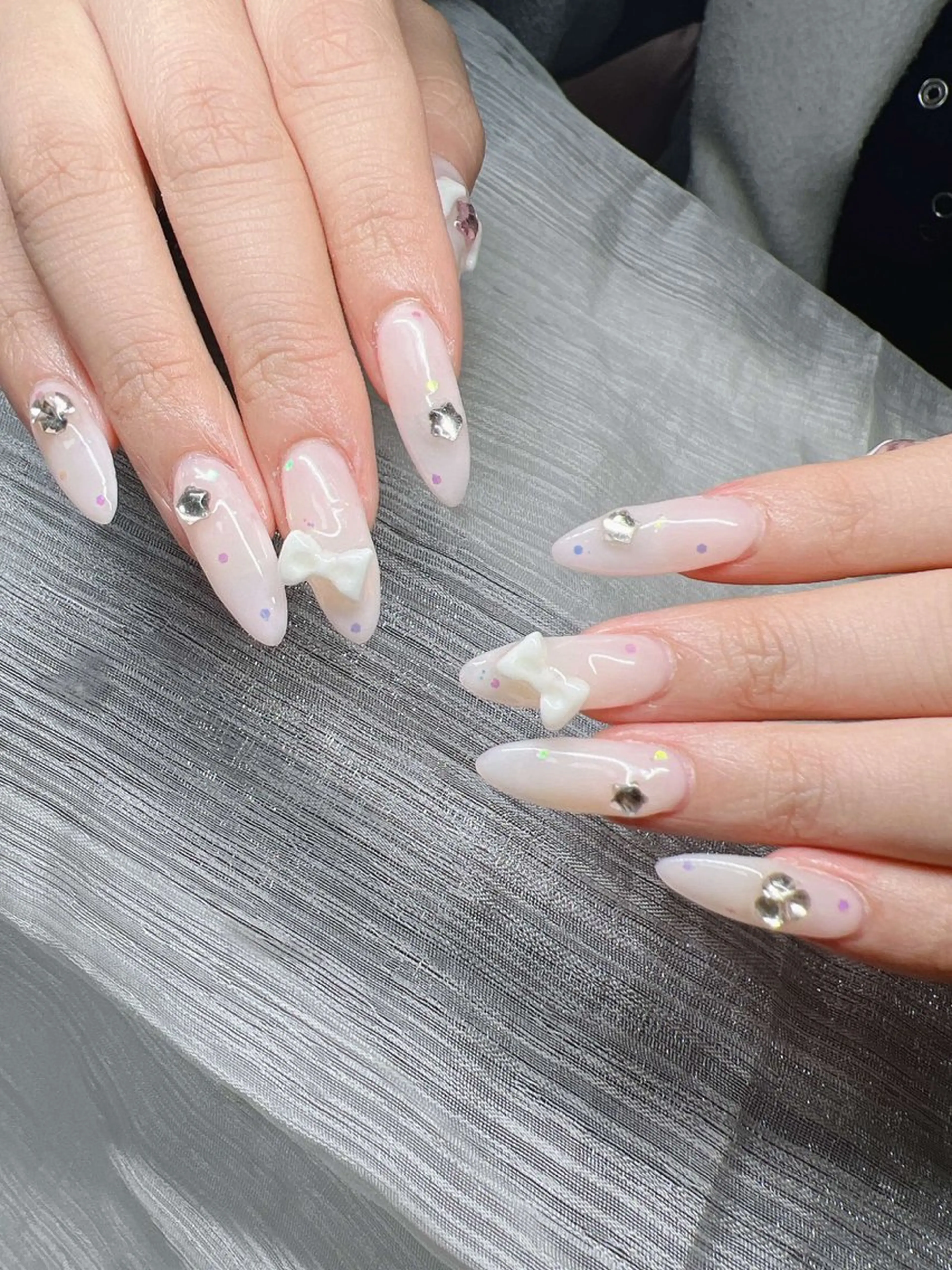 ネイル オーロラネイル チークネイル 長さ出し フレンチネイル グラデーション ハンドネイル Lee Nails チップ長さだし専門店のネイルデザイン