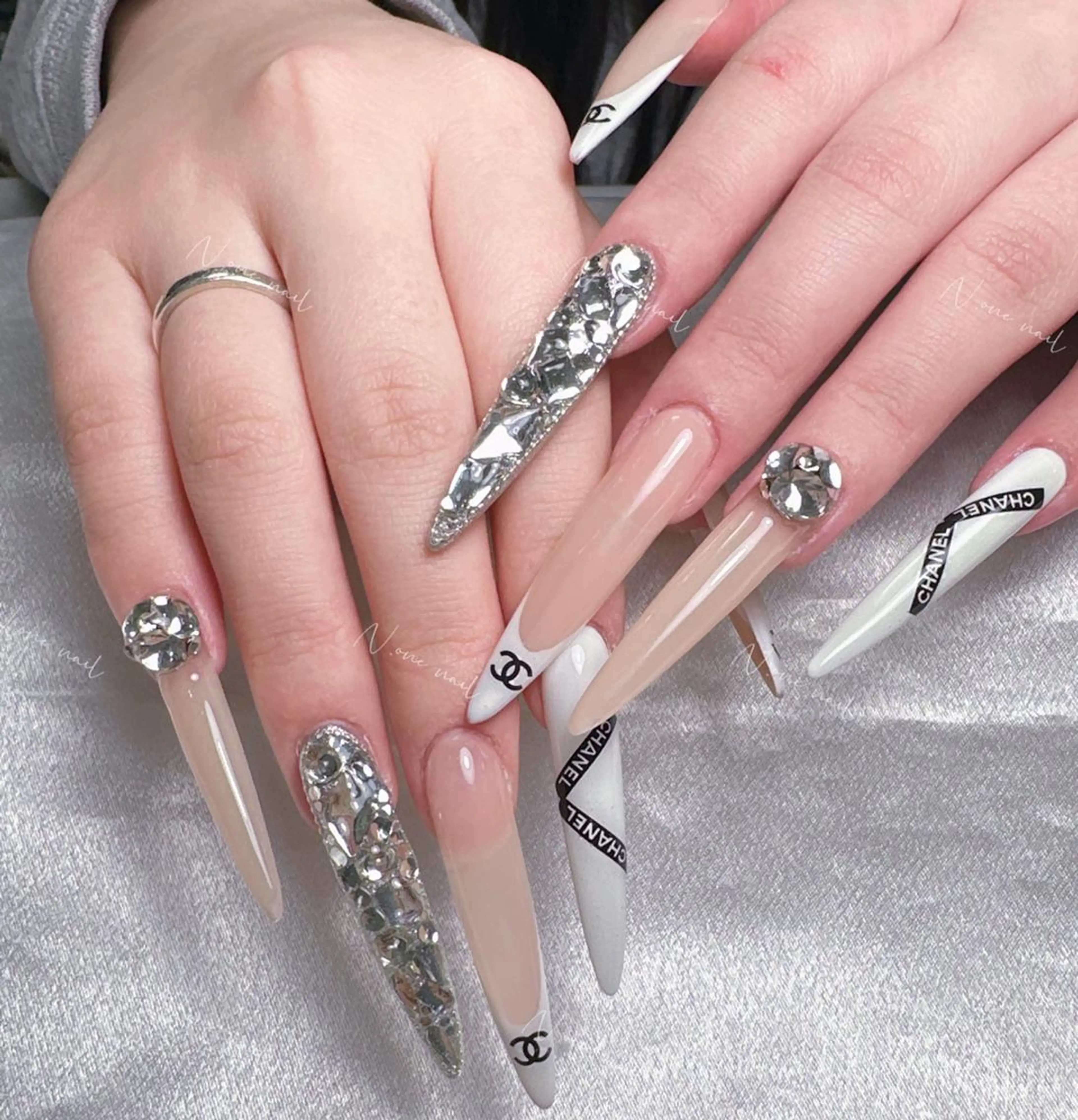 ネイル N.one 🎀saki💅のネイルデザイン