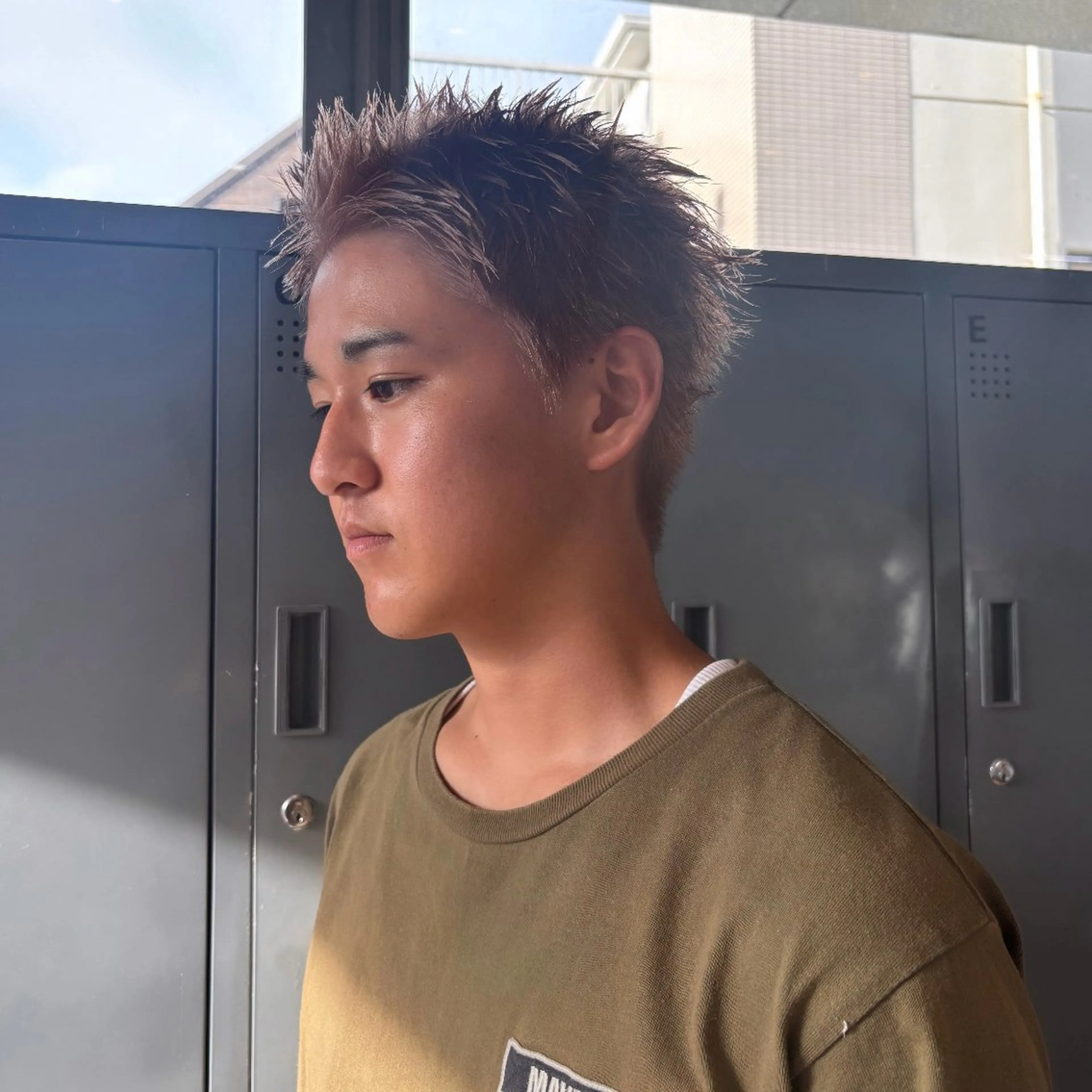 メンズ カット ヘアカラー トリートメント ☘️かわいいハイトー ン☘️nonokaのヘアスタイル